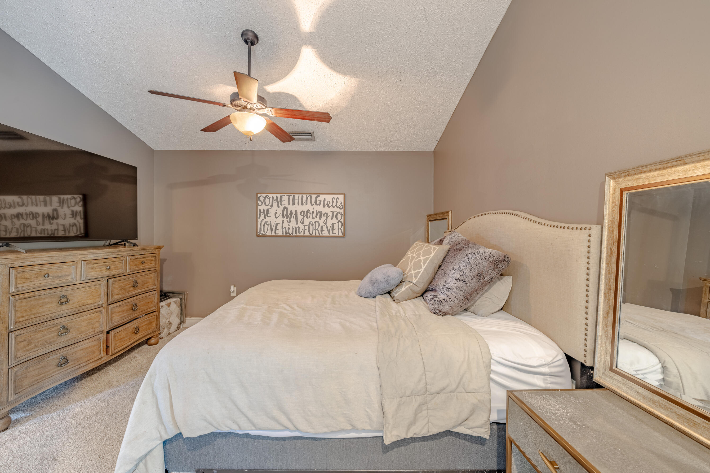 HARBOUR TOWNE - Residential