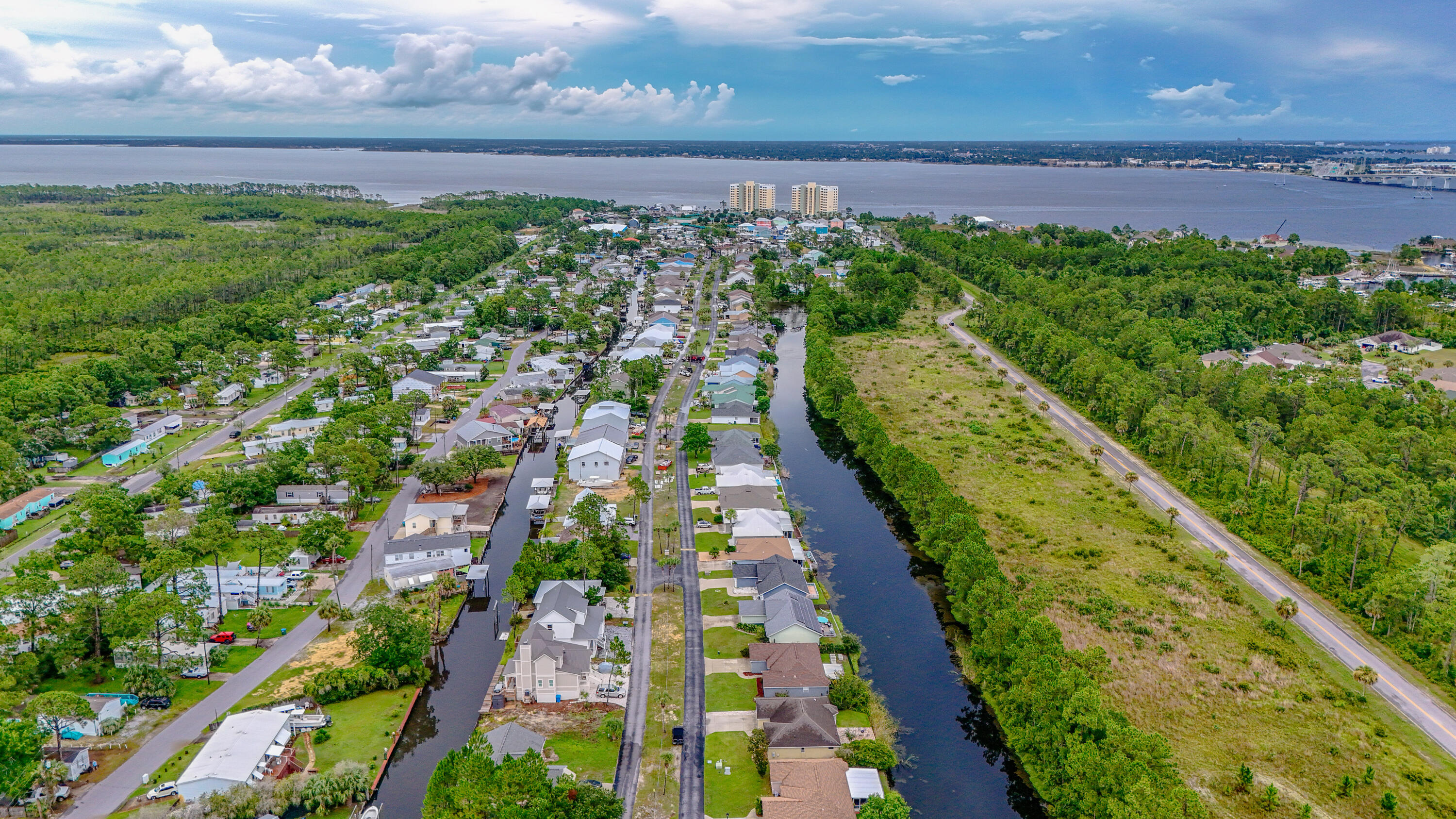 HARBOUR TOWNE - Residential