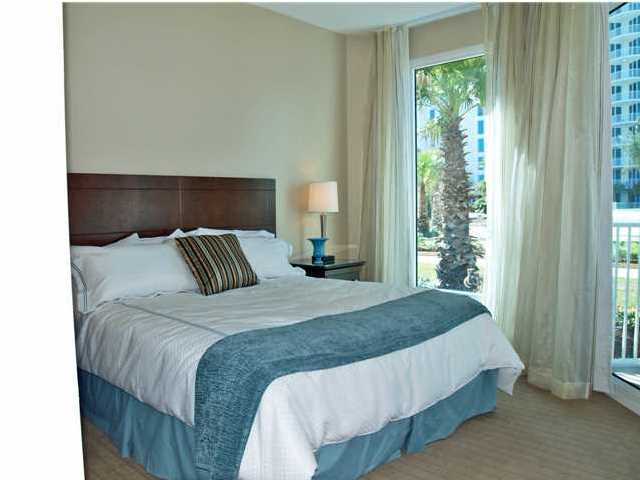 THE PALMS OF DESTIN - Residential Lease