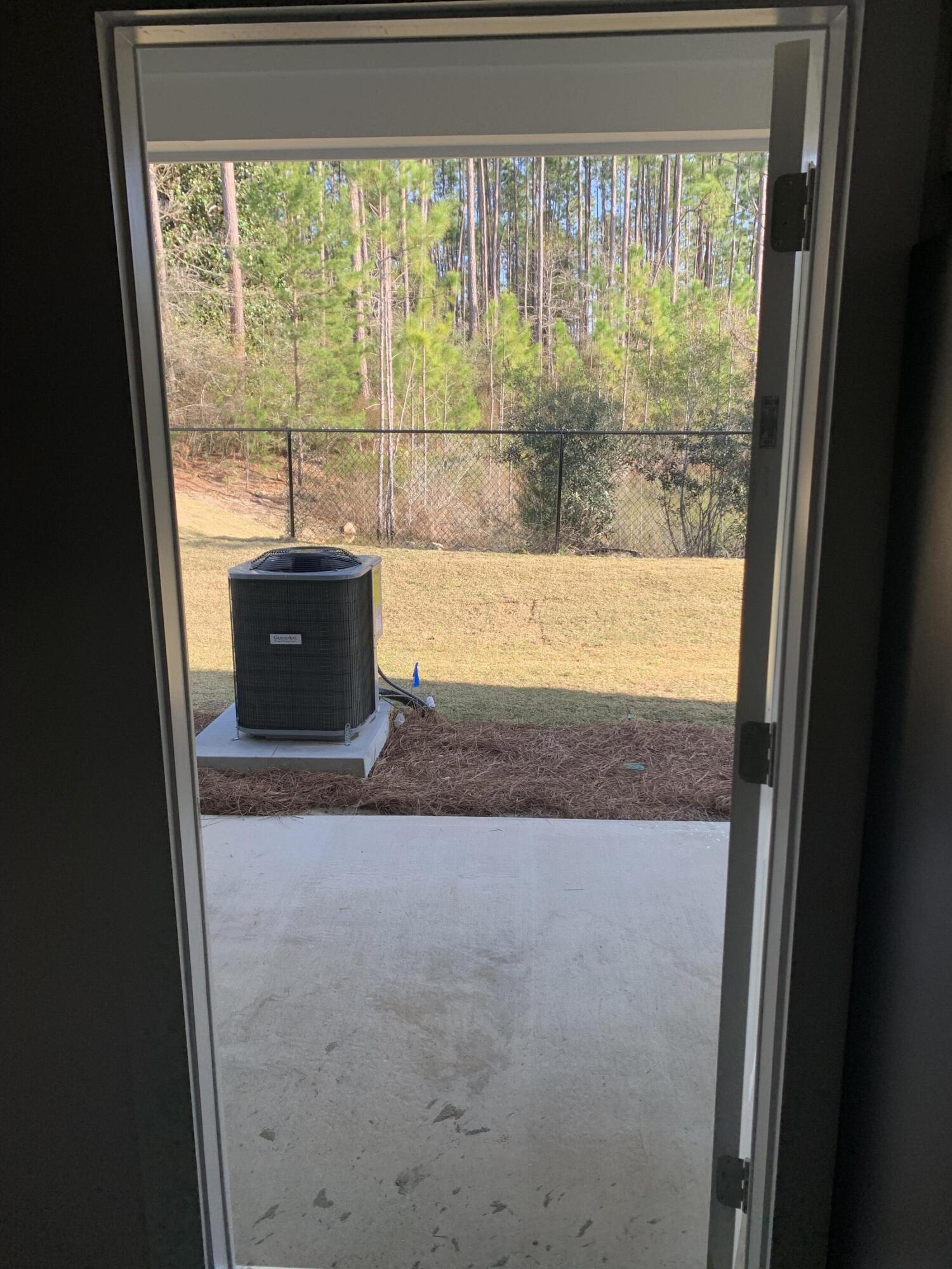 VERANDAS AT FREEPORT - Residential Lease