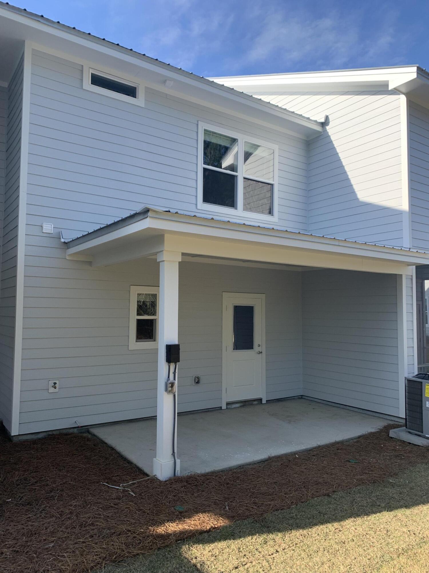 VERANDAS AT FREEPORT - Residential Lease