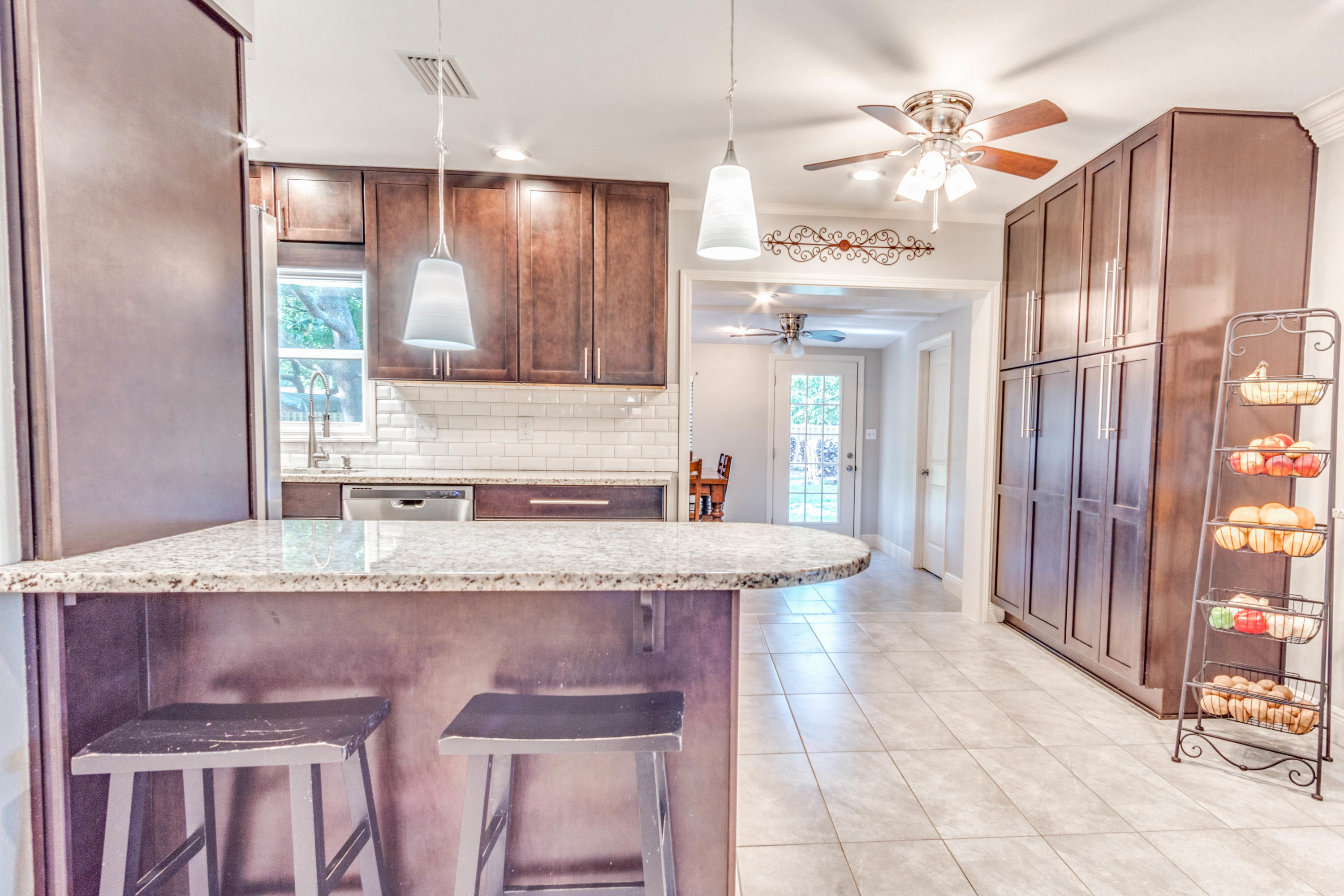 PINECREST HILLS - Residential