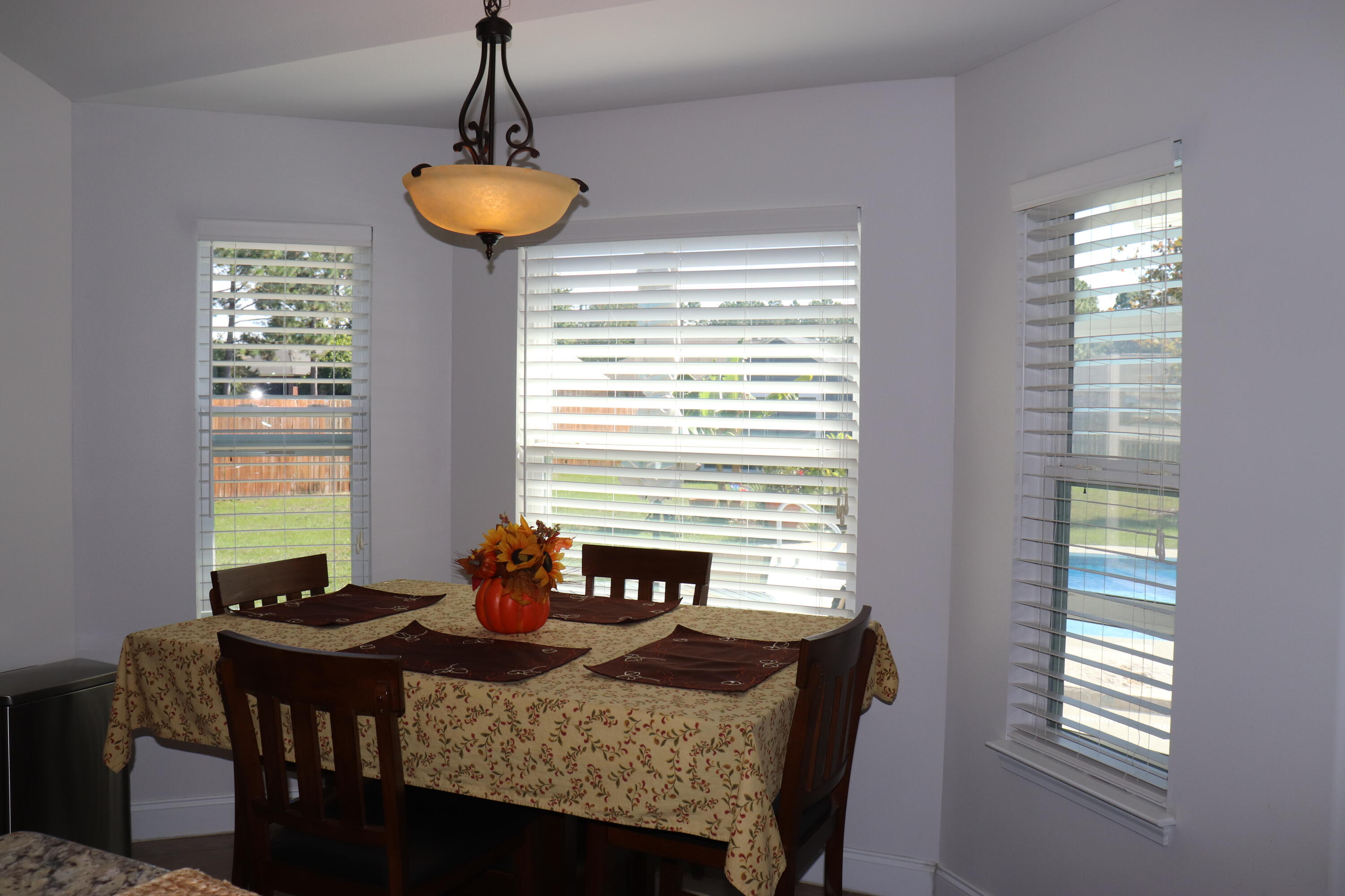 HOLLEY BY THE SEA - Residential