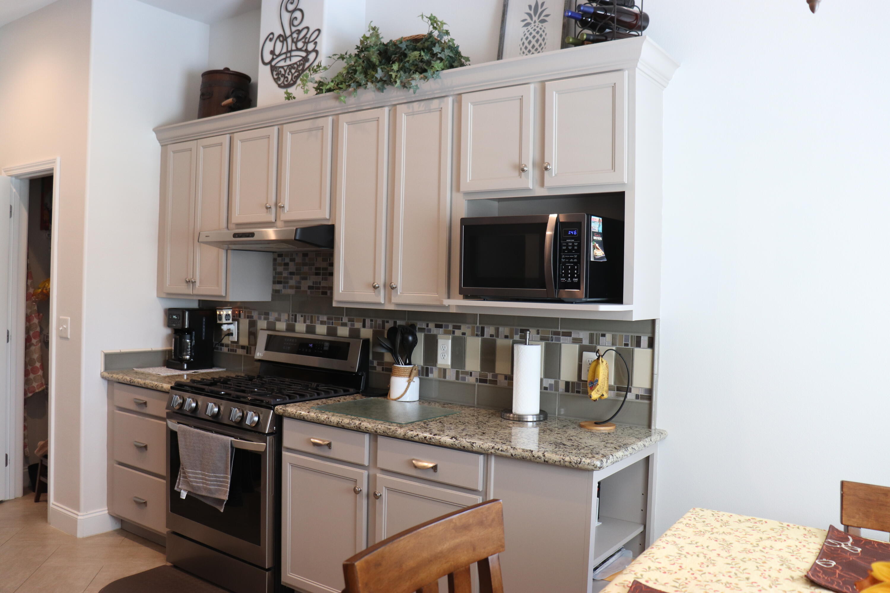 HOLLEY BY THE SEA - Residential