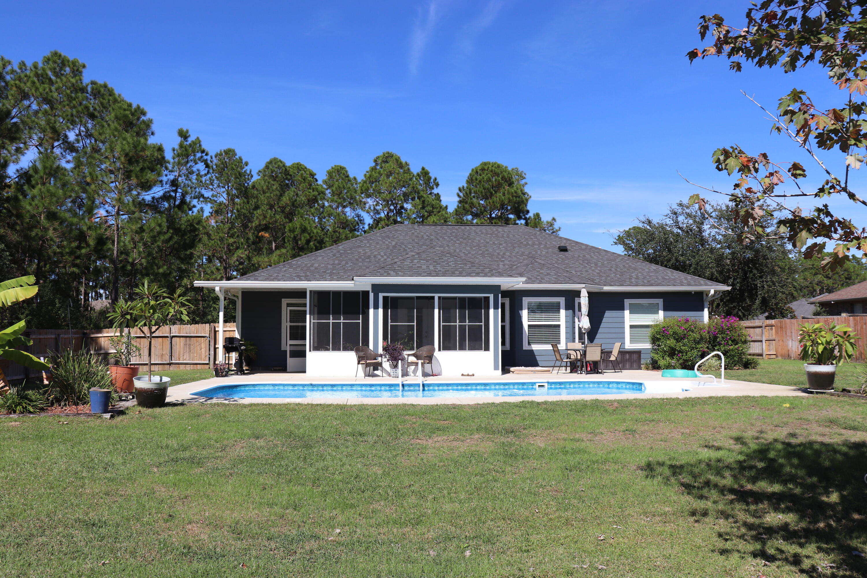 HOLLEY BY THE SEA - Residential