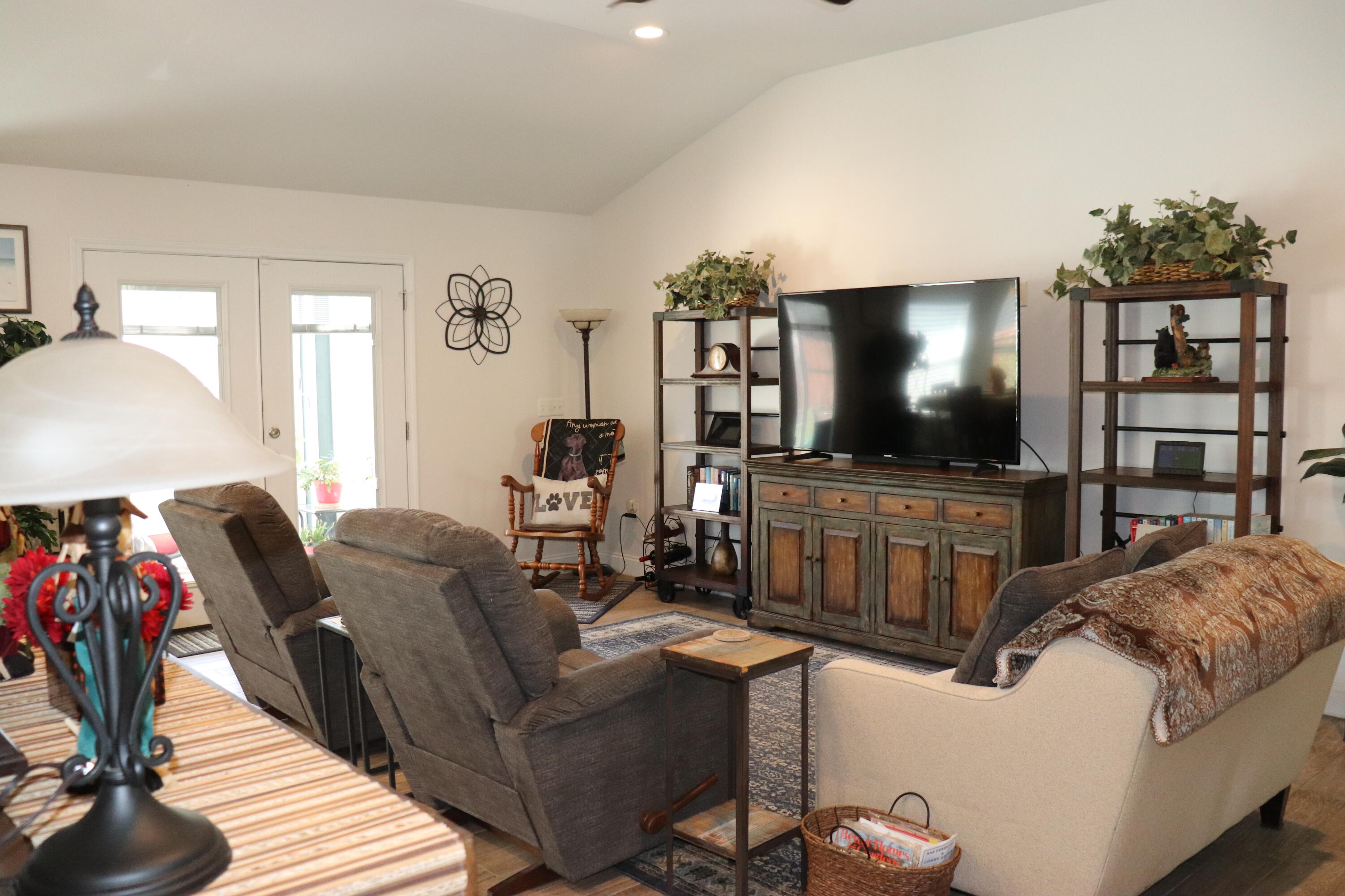 HOLLEY BY THE SEA - Residential