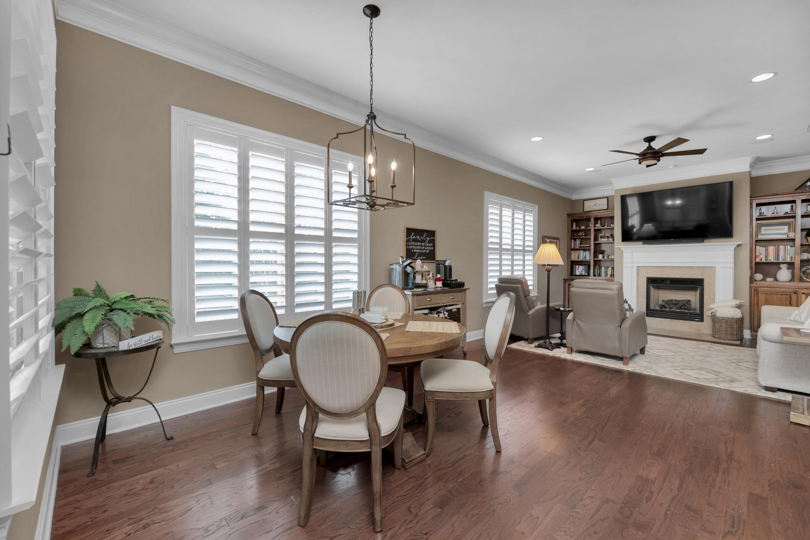 WOODLAWN HEIGHTS - Residential