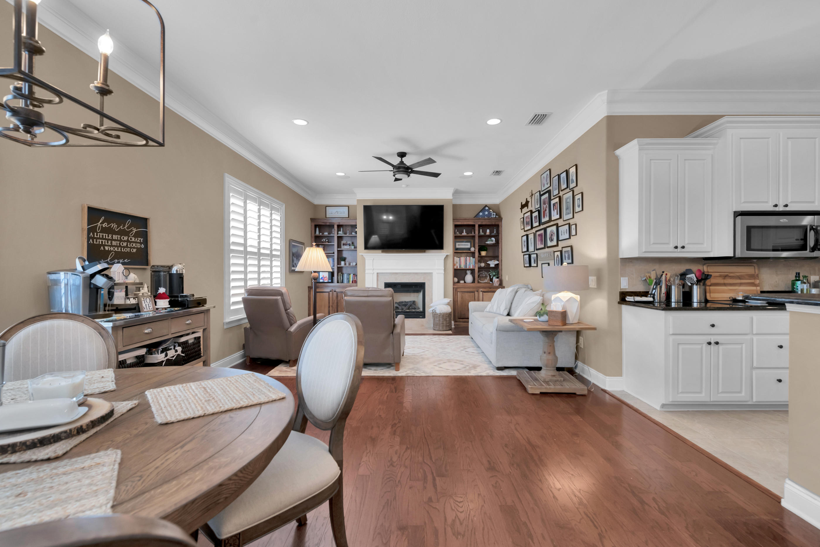 WOODLAWN HEIGHTS - Residential