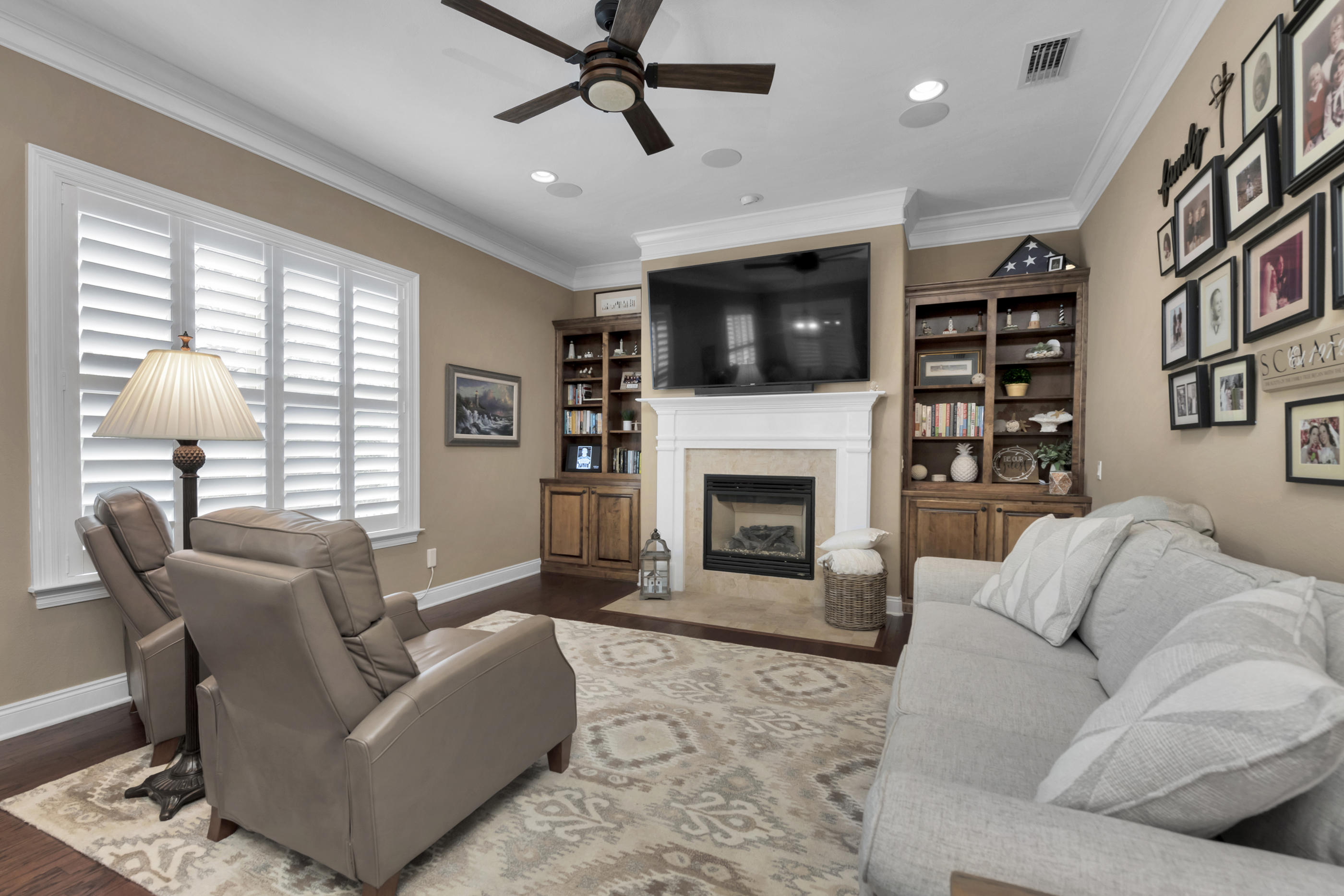 WOODLAWN HEIGHTS - Residential