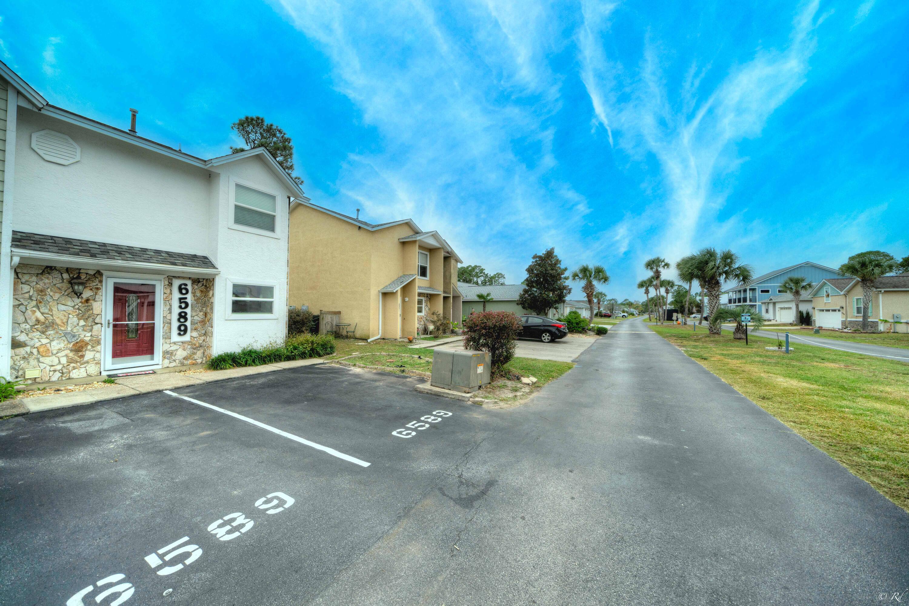 HARBOUR TOWNE - Residential