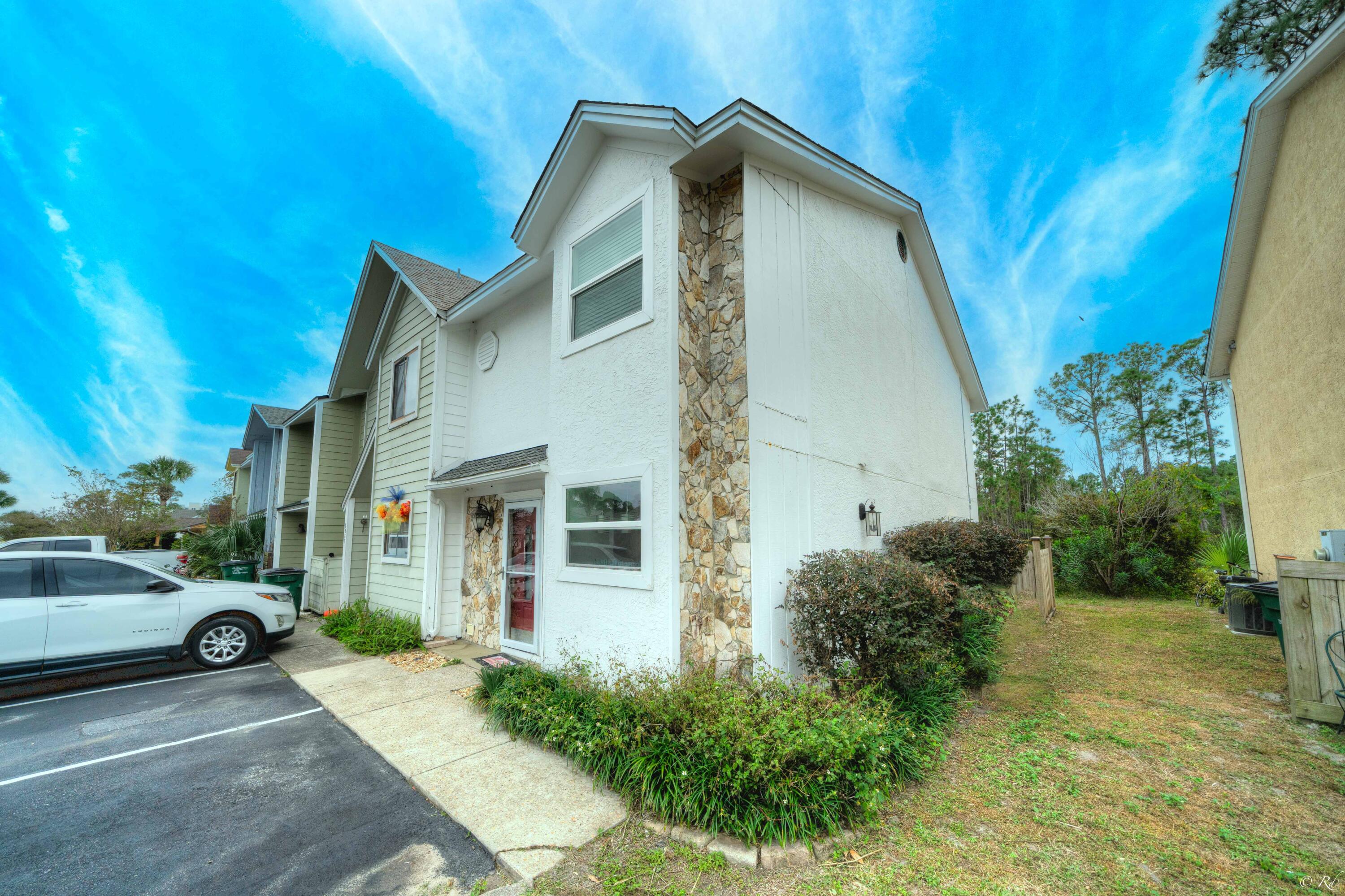 HARBOUR TOWNE - Residential