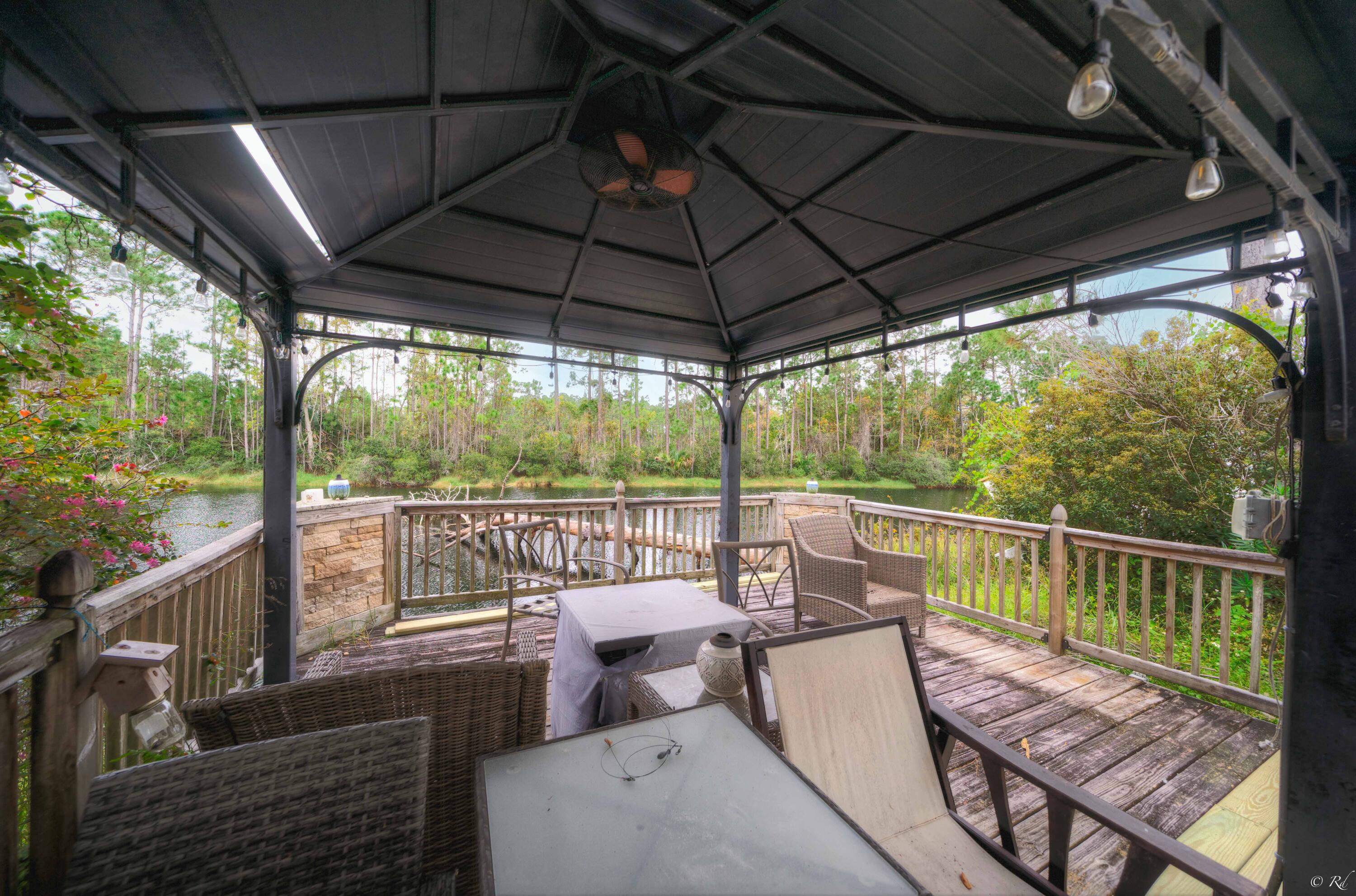 HARBOUR TOWNE - Residential