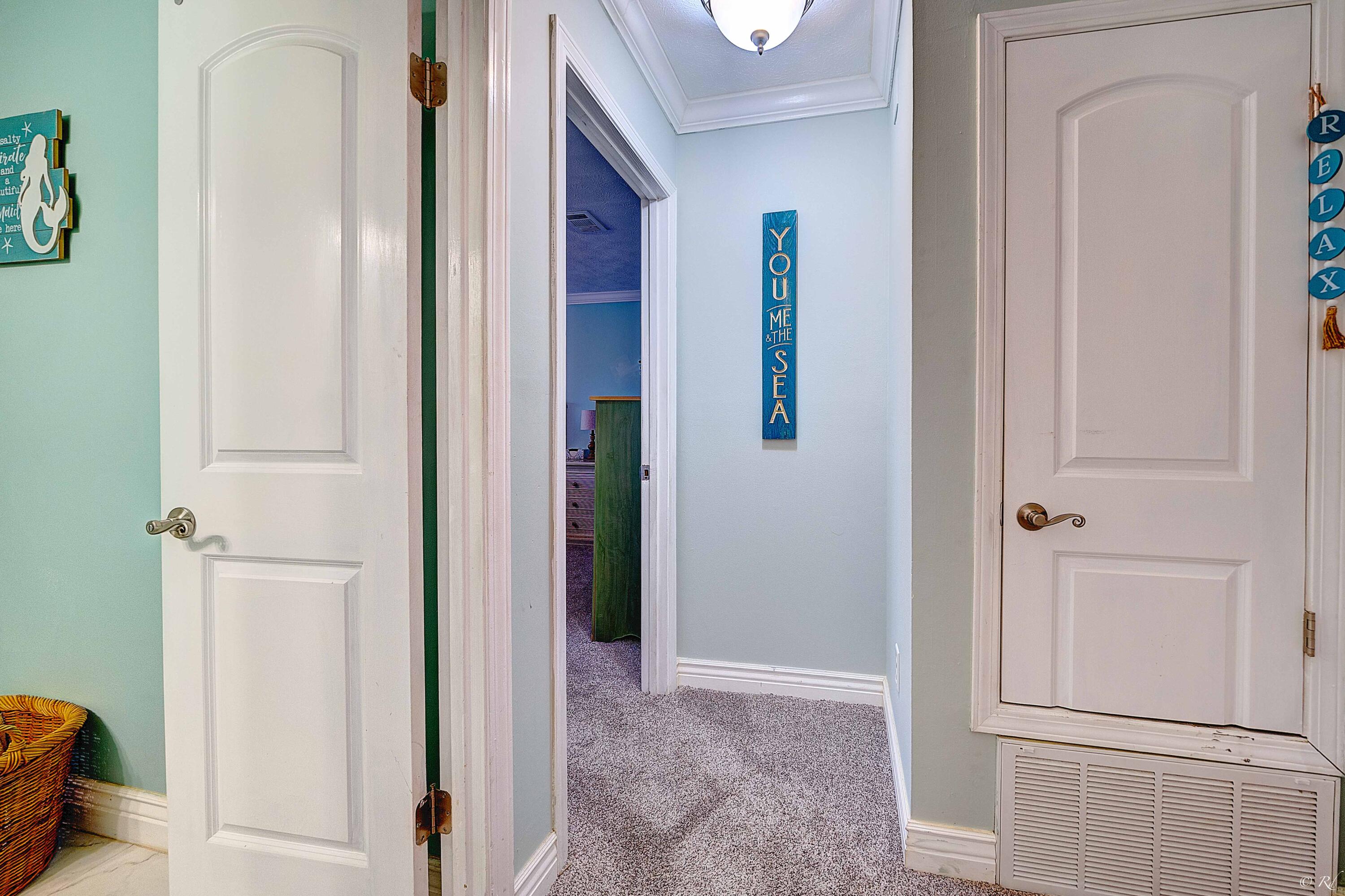 HARBOUR TOWNE - Residential