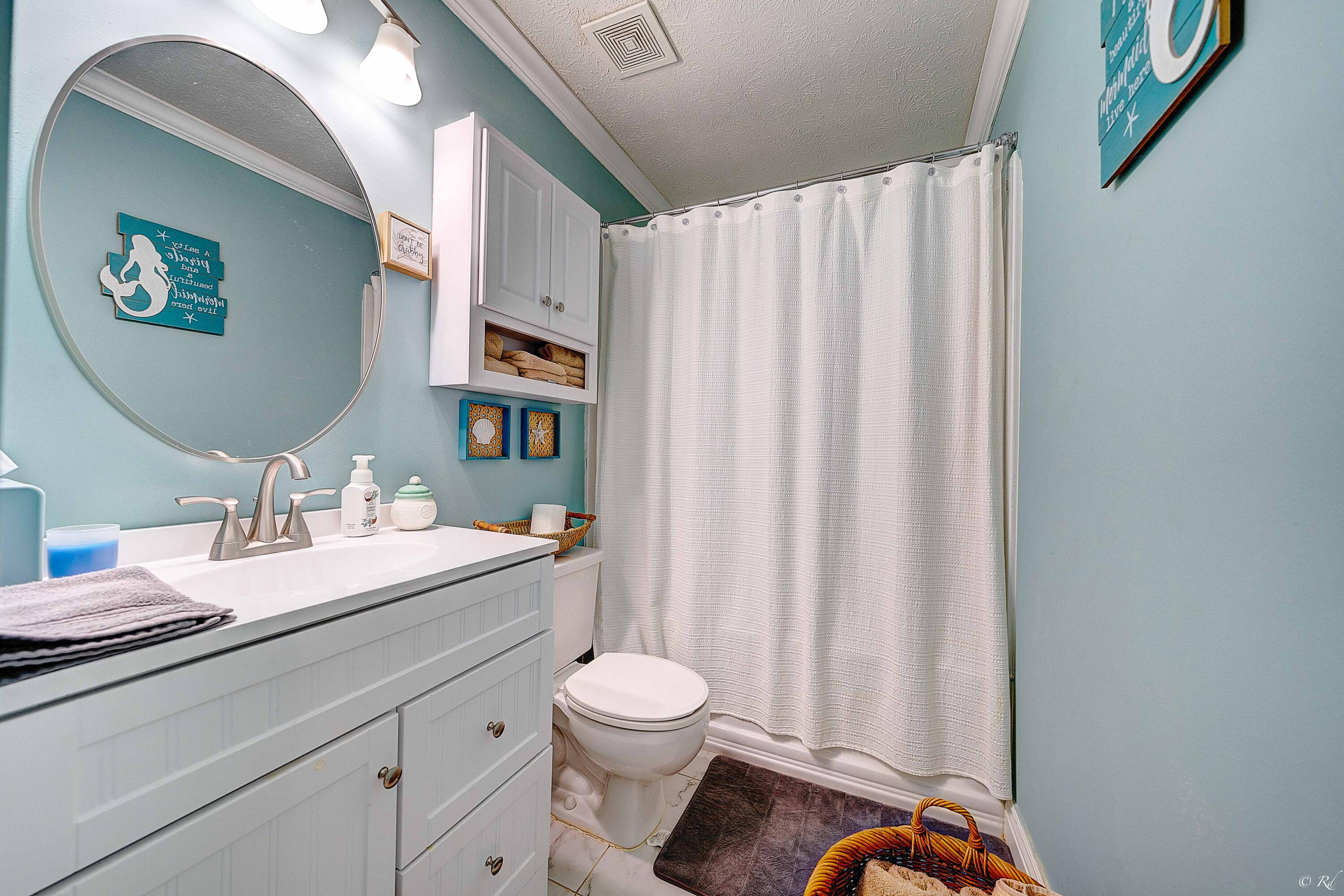 HARBOUR TOWNE - Residential