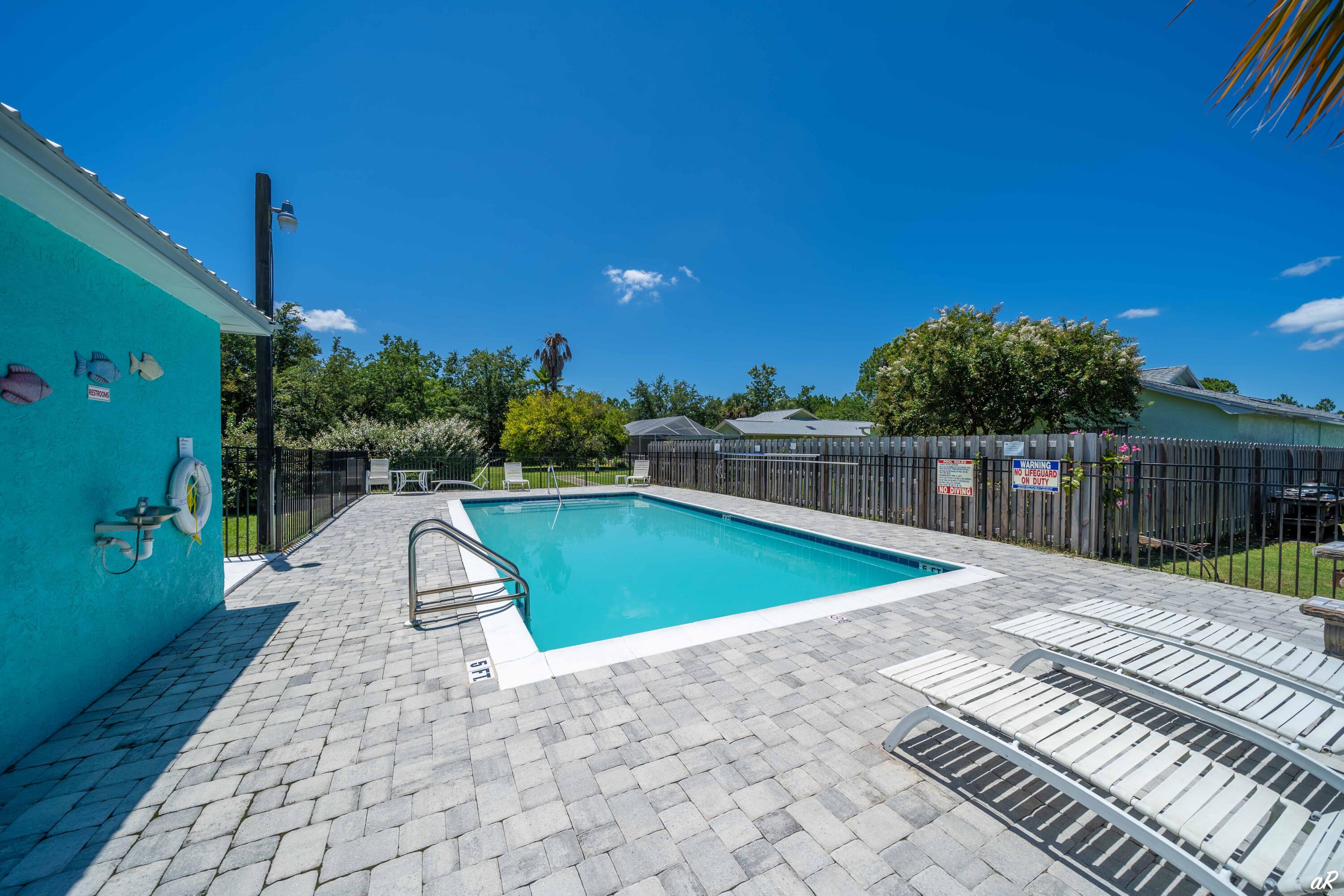 HARBOUR TOWNE - Residential