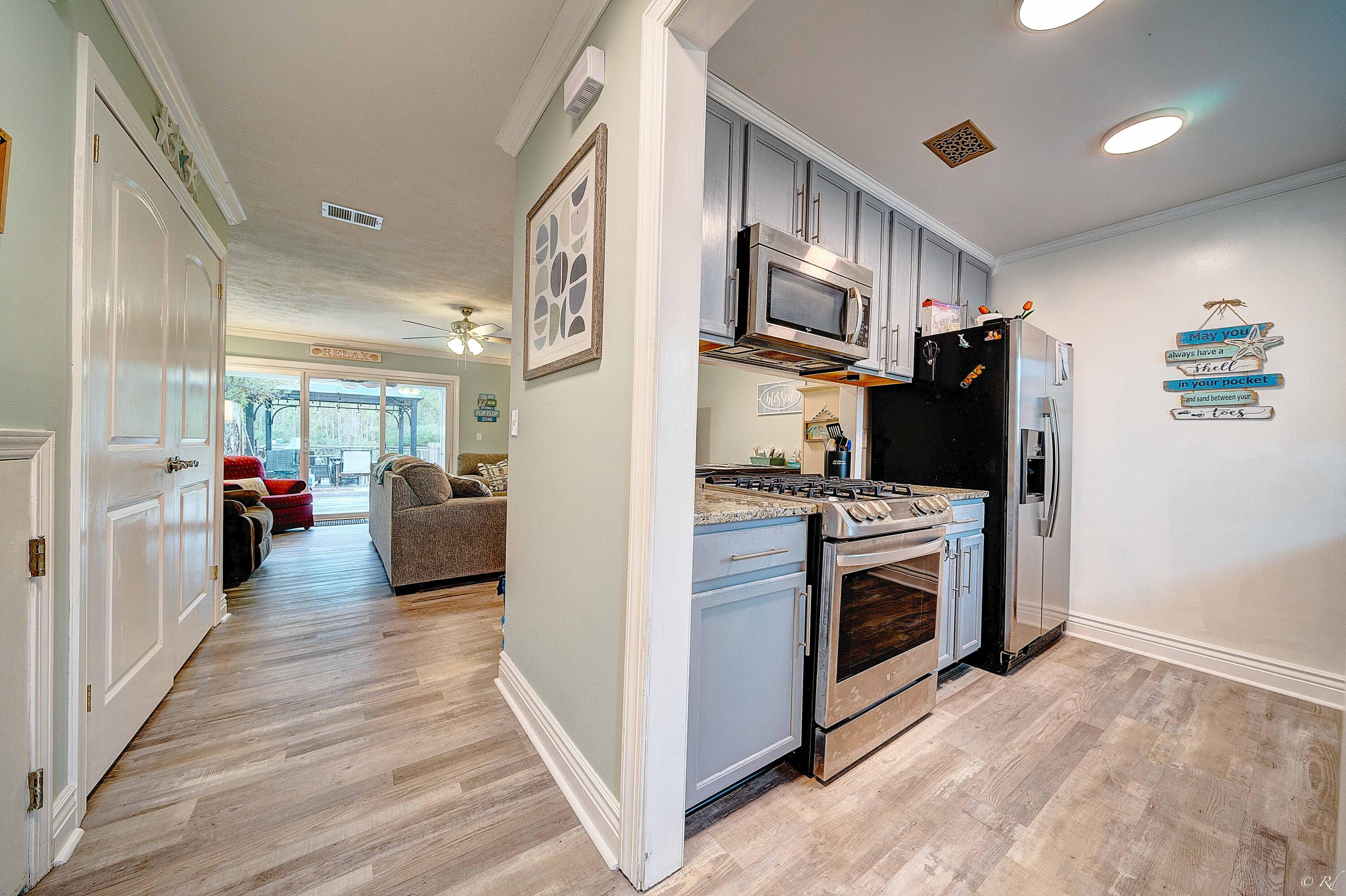 HARBOUR TOWNE - Residential