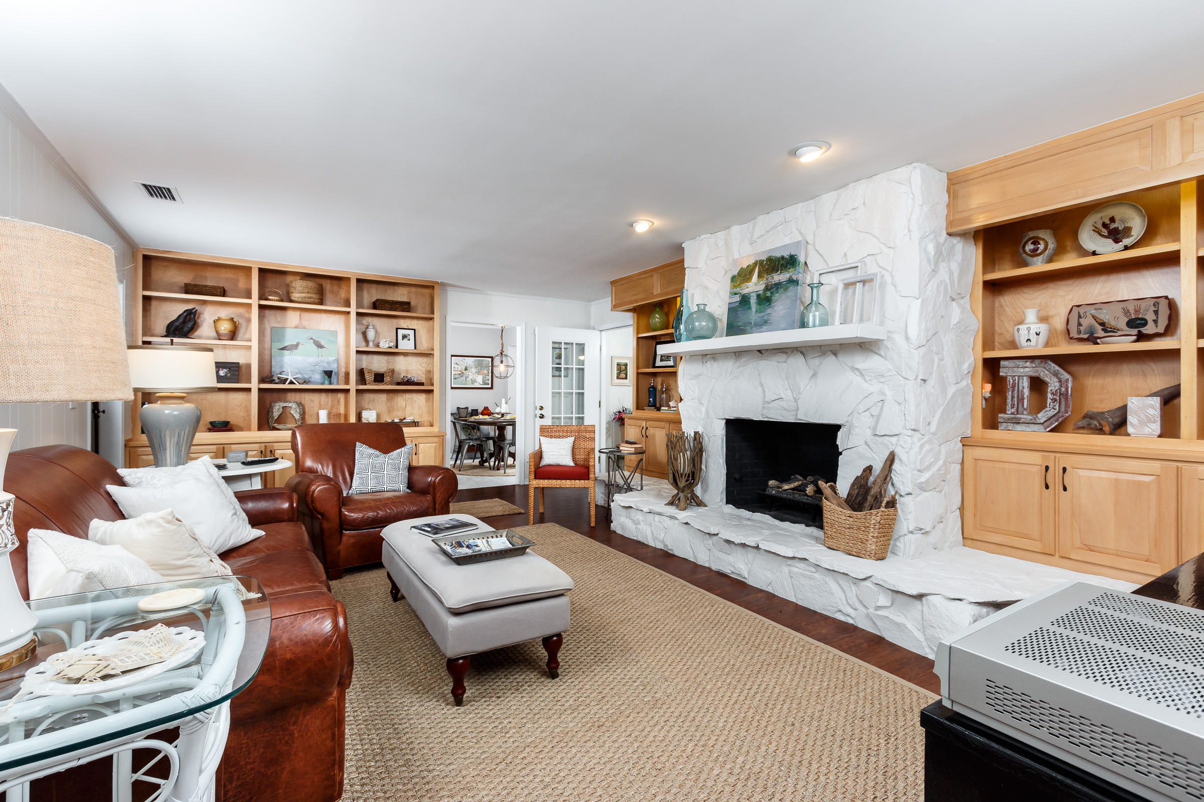 ADAMS POWELL - Residential