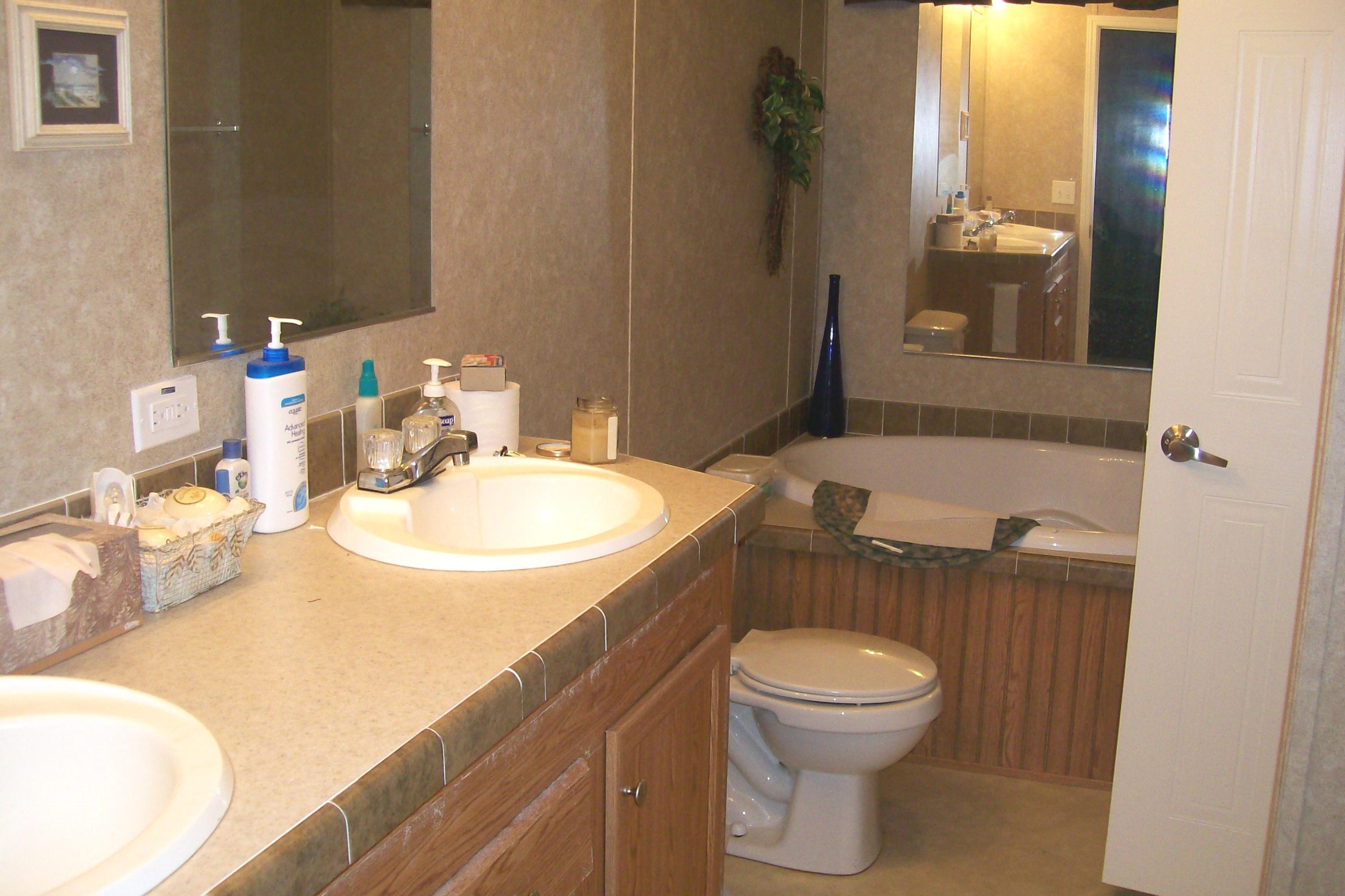 Leisure Lakes S/D - Residential