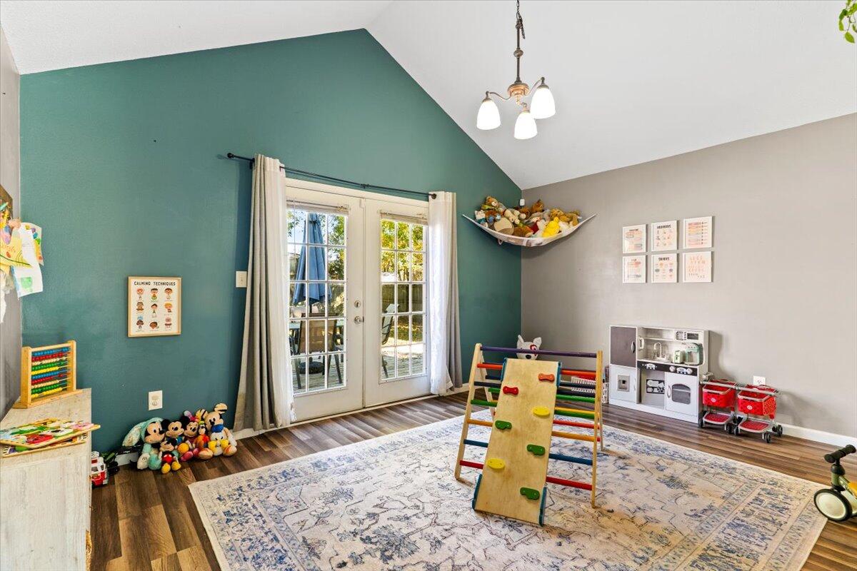 CIMARRON ESTATES - Residential