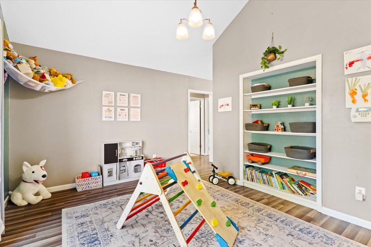 CIMARRON ESTATES - Residential