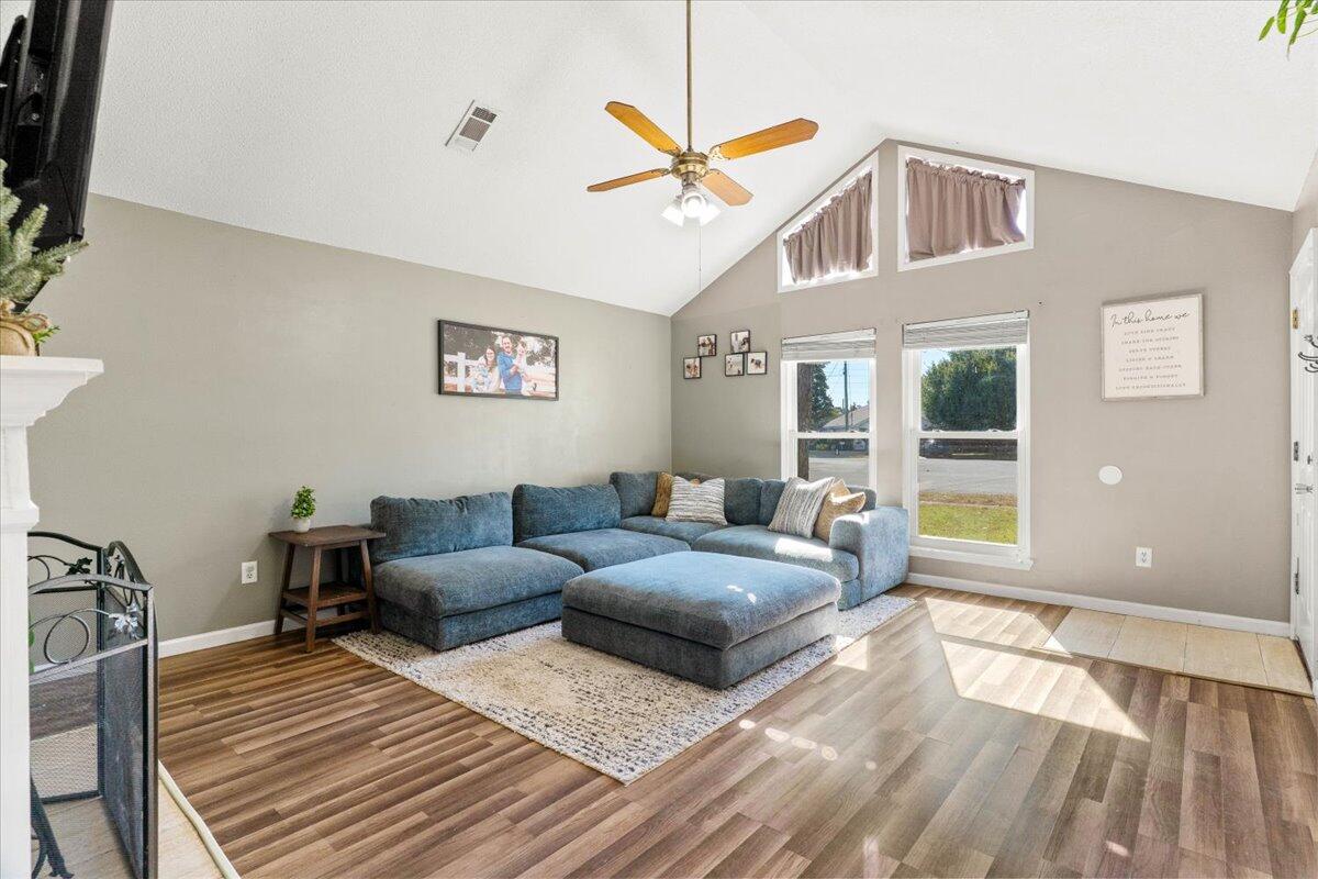 CIMARRON ESTATES - Residential