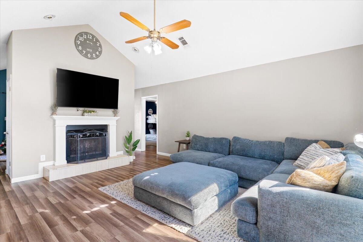 CIMARRON ESTATES - Residential