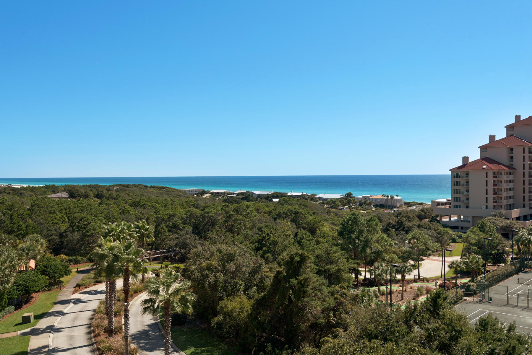 SUMMIT AT TOPS'L - Residential