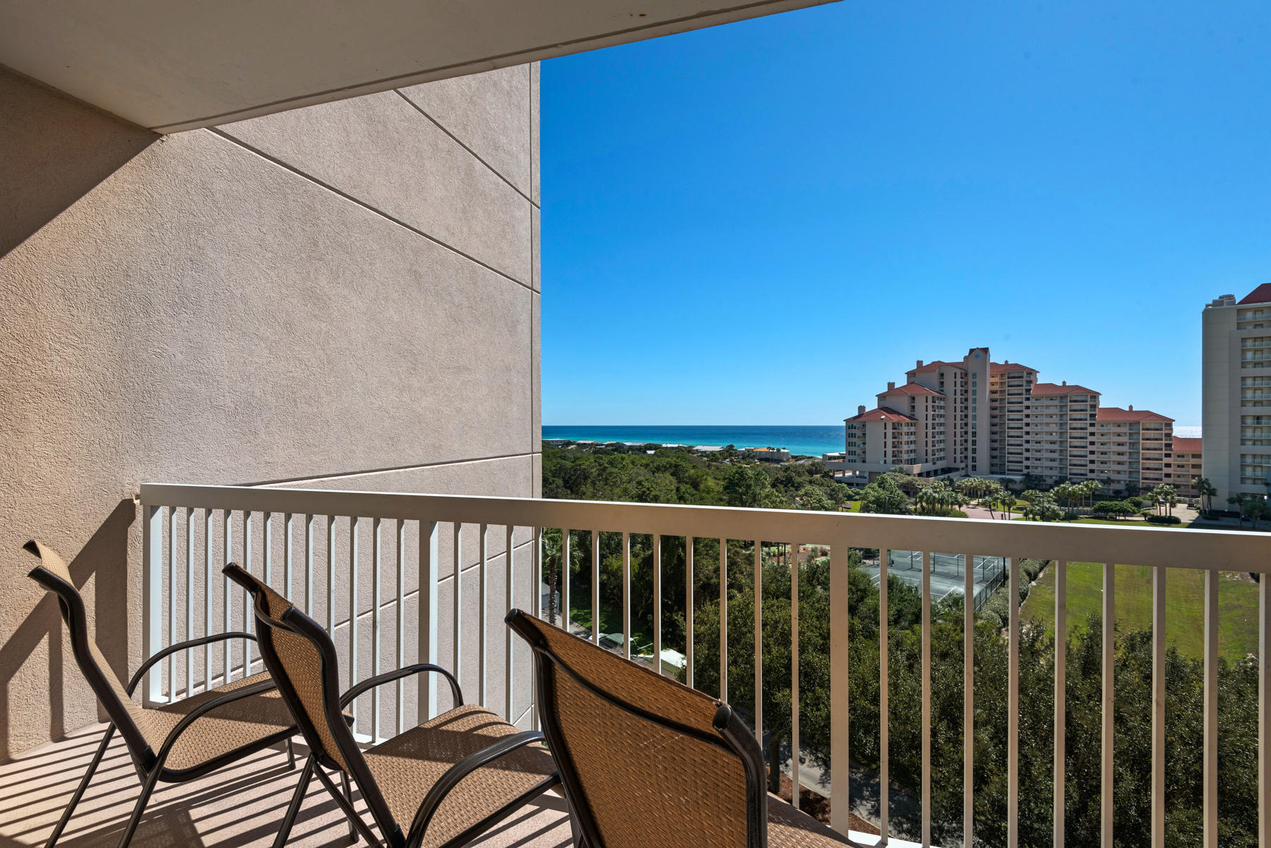 SUMMIT AT TOPS'L - Residential