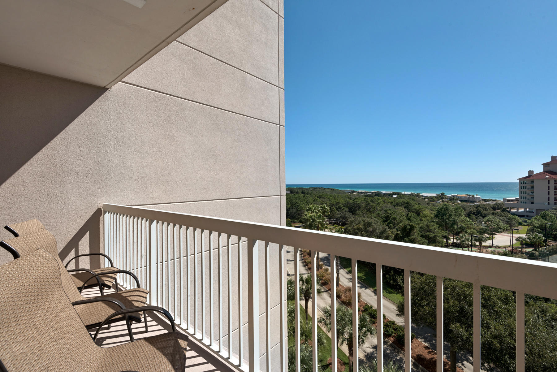 SUMMIT AT TOPS'L - Residential