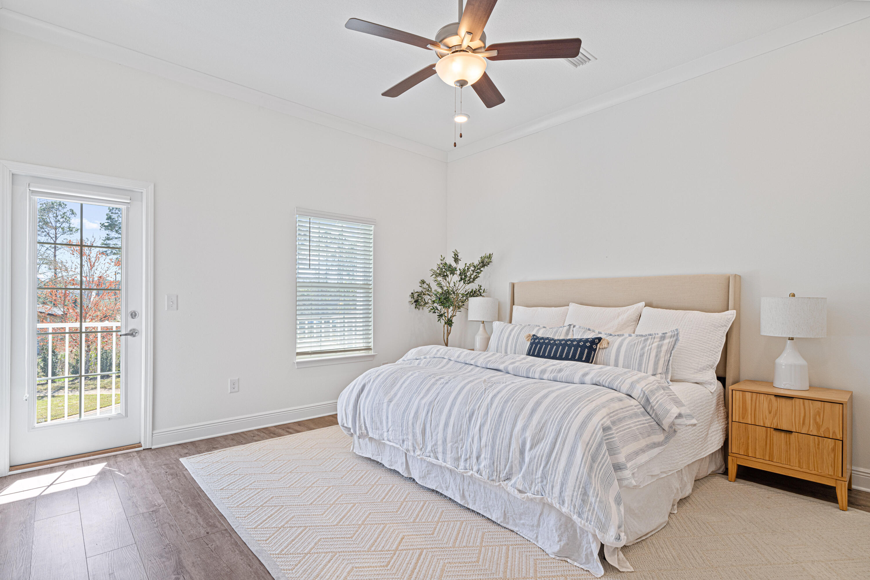 KARA LAKE TOWNHOMES - Residential