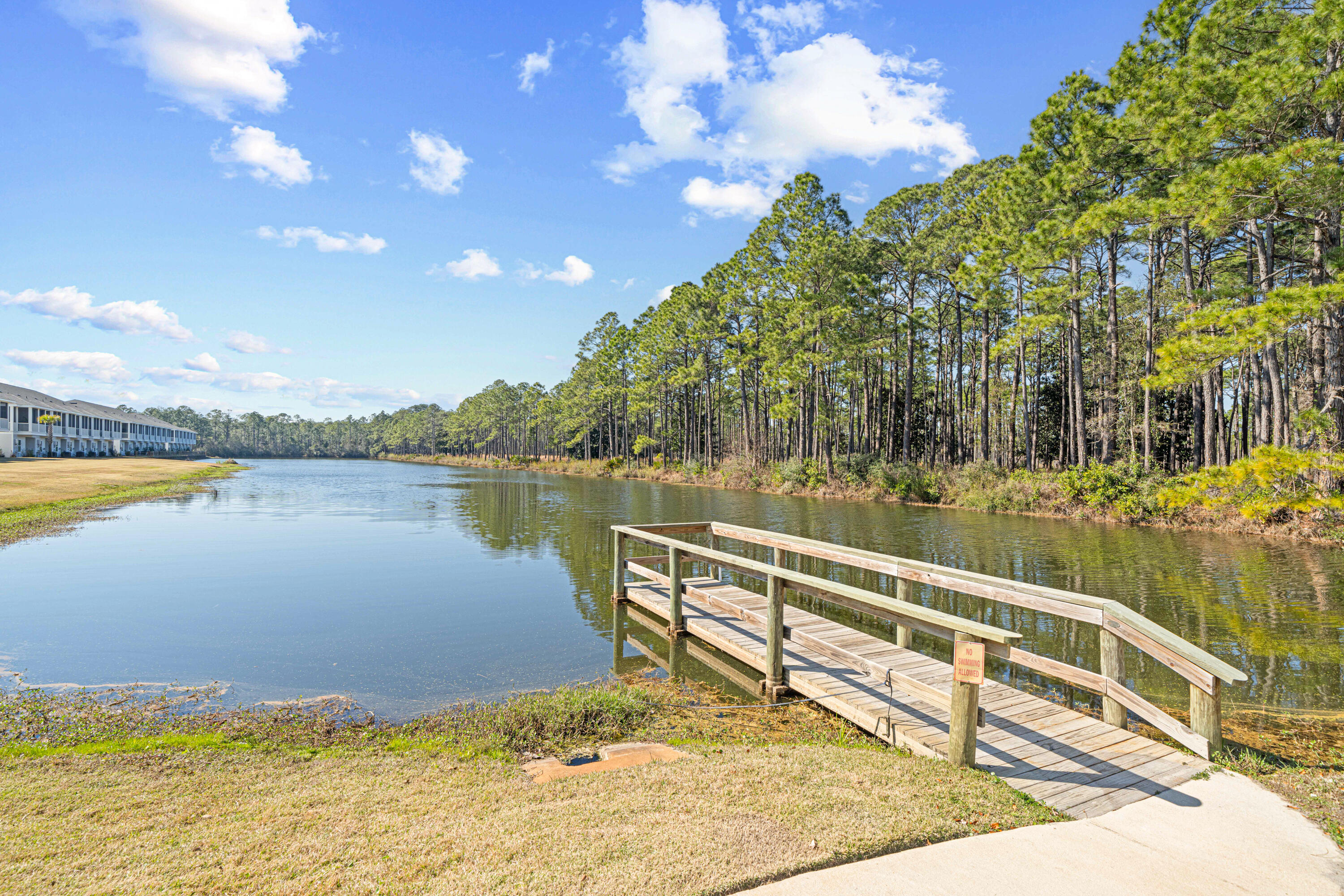 KARA LAKE TOWNHOMES - Residential