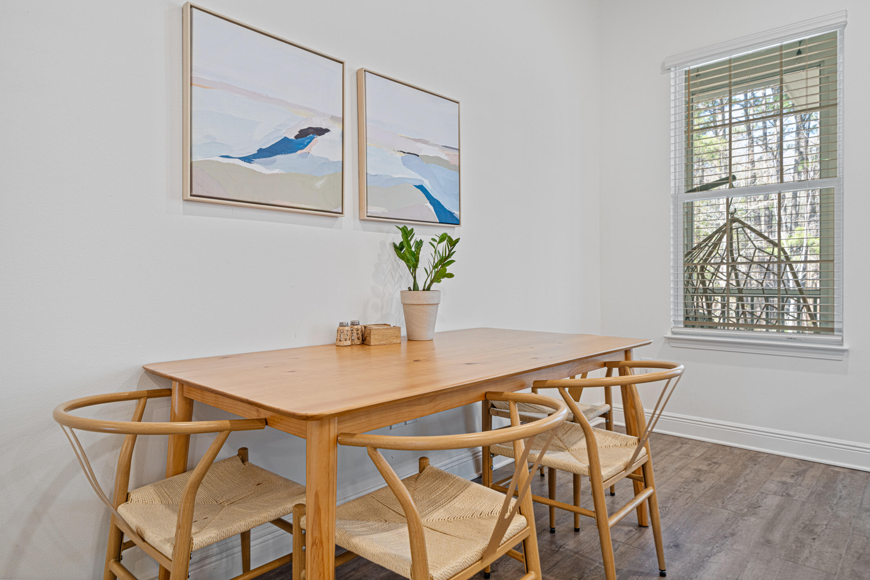 KARA LAKE TOWNHOMES - Residential