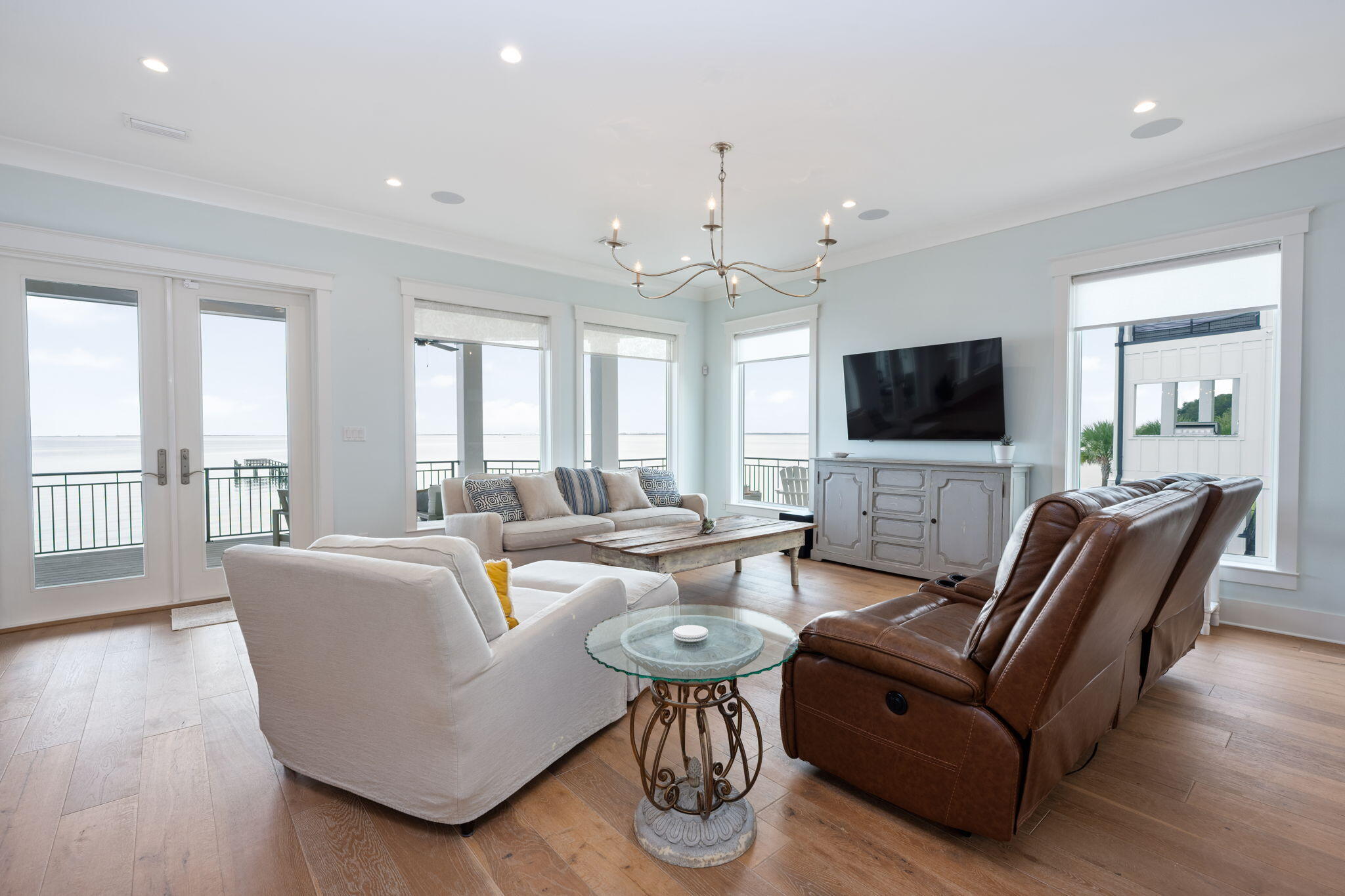 DEER POINT VILLAGE - Residential