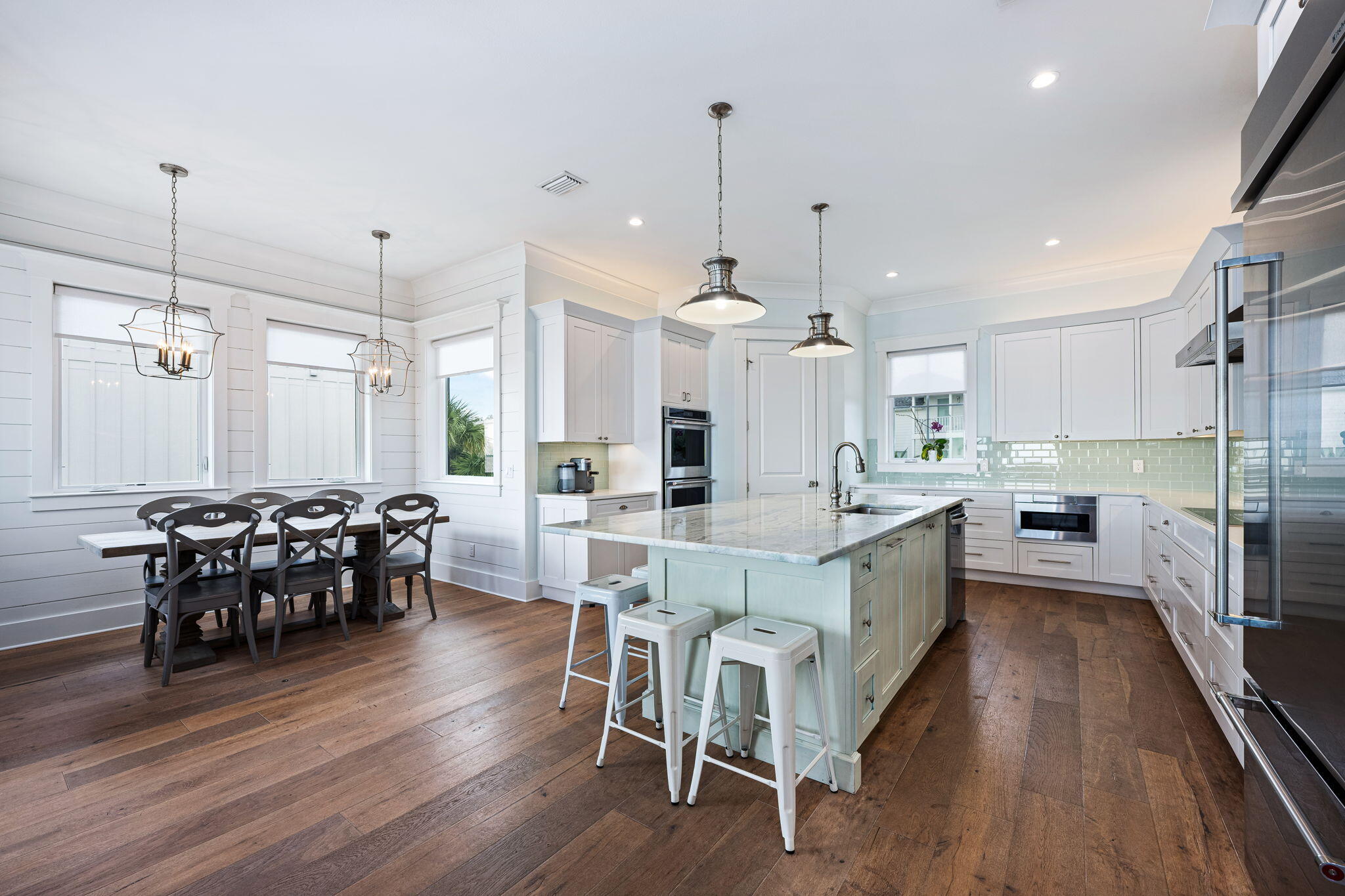 DEER POINT VILLAGE - Residential