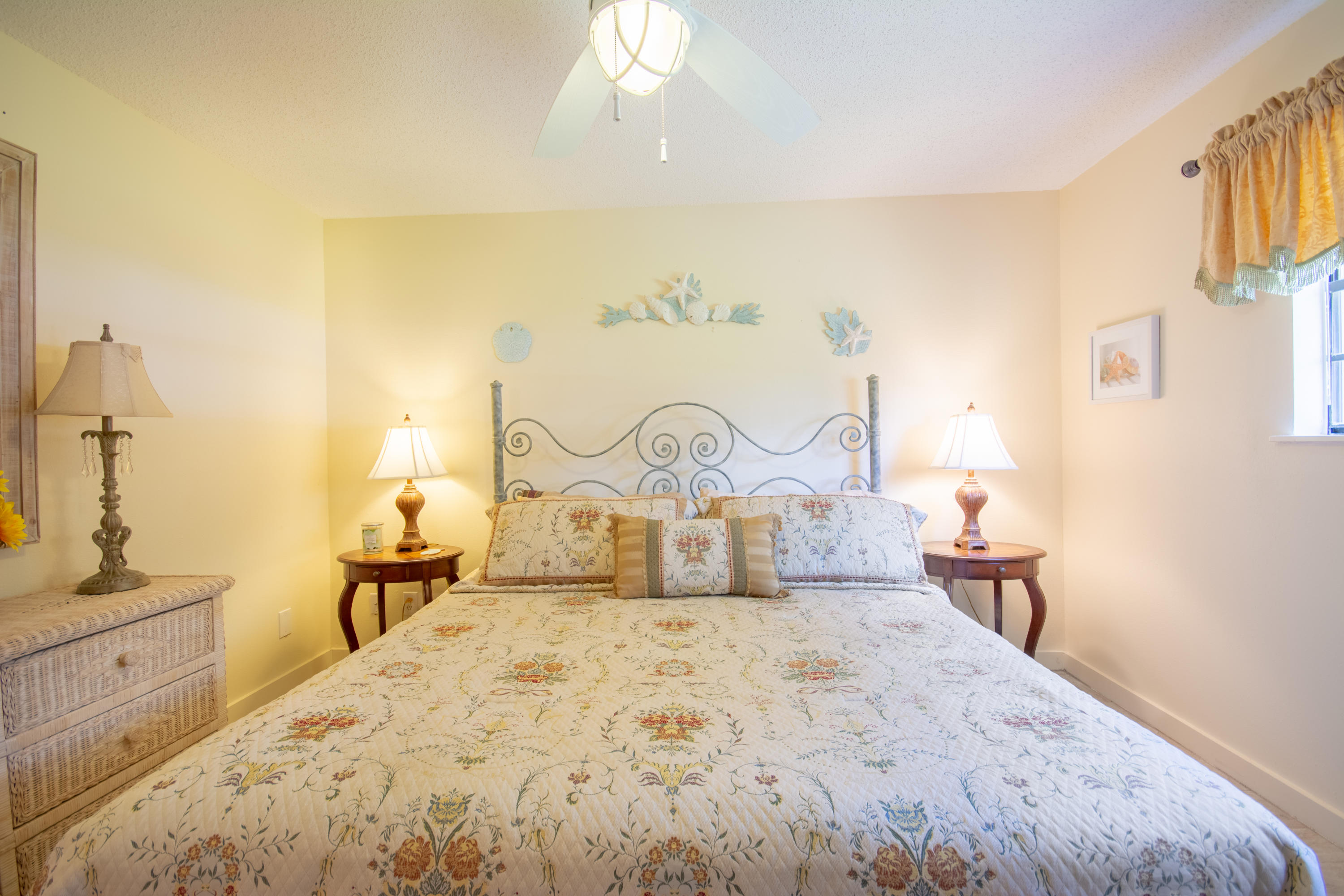 SEASCAPE CONDO GARDEN VILLA - Residential