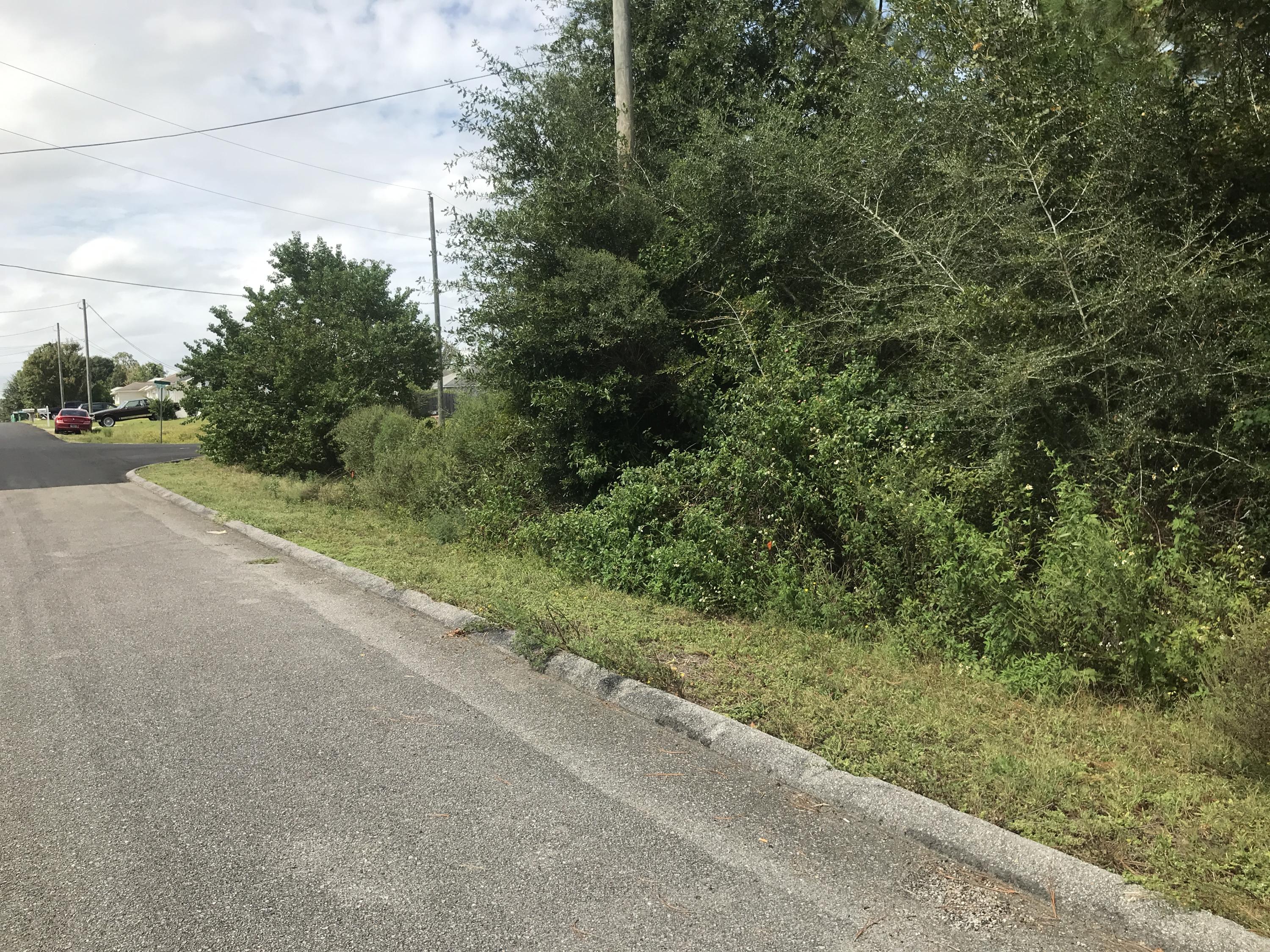 2 lots south of I-10 being sold as one parcel. Utilities are available but no tap fees have been paid.