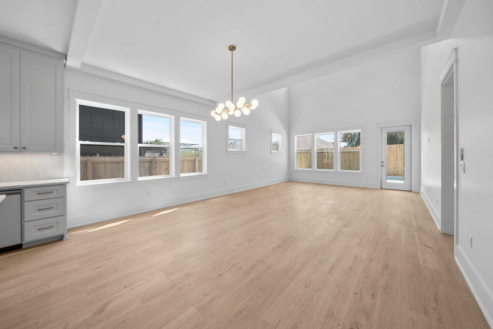 RIVIERA BEACH - Residential