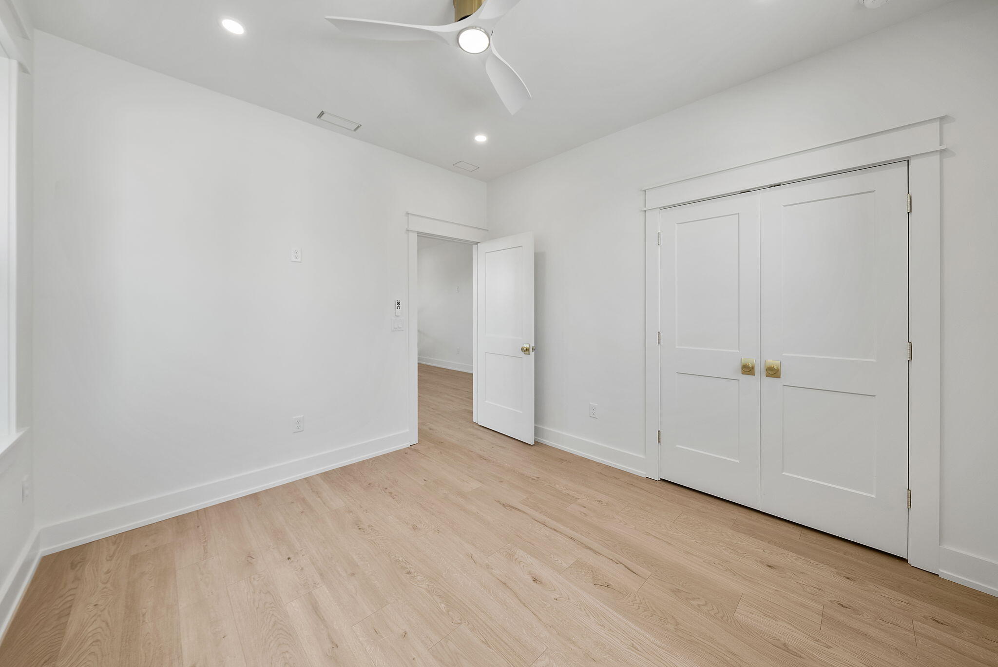 RIVIERA BEACH - Residential