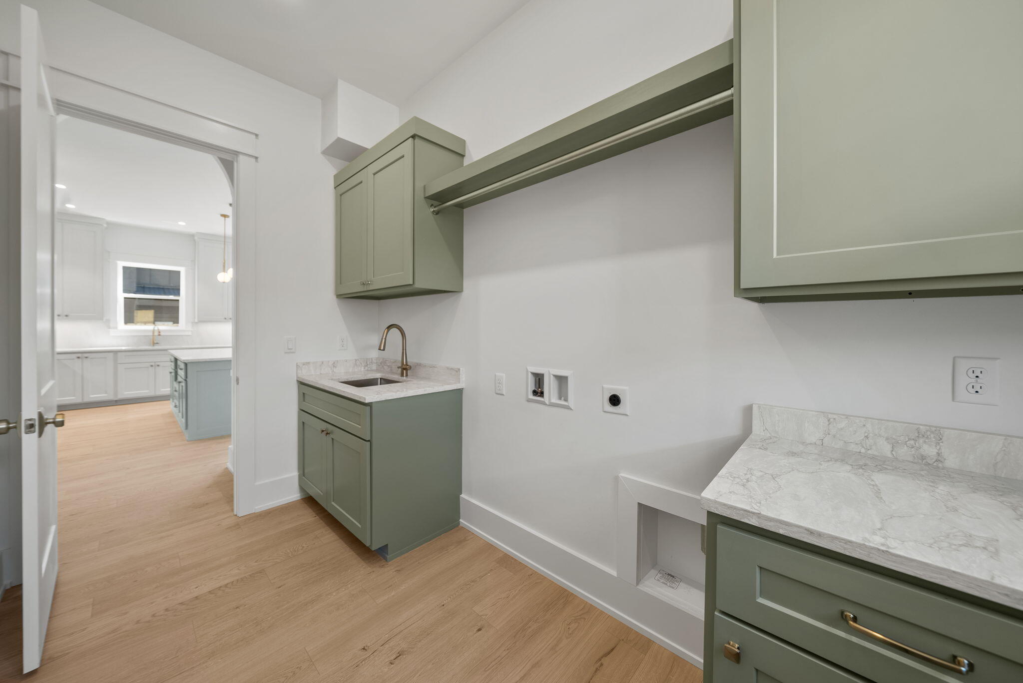 RIVIERA BEACH - Residential