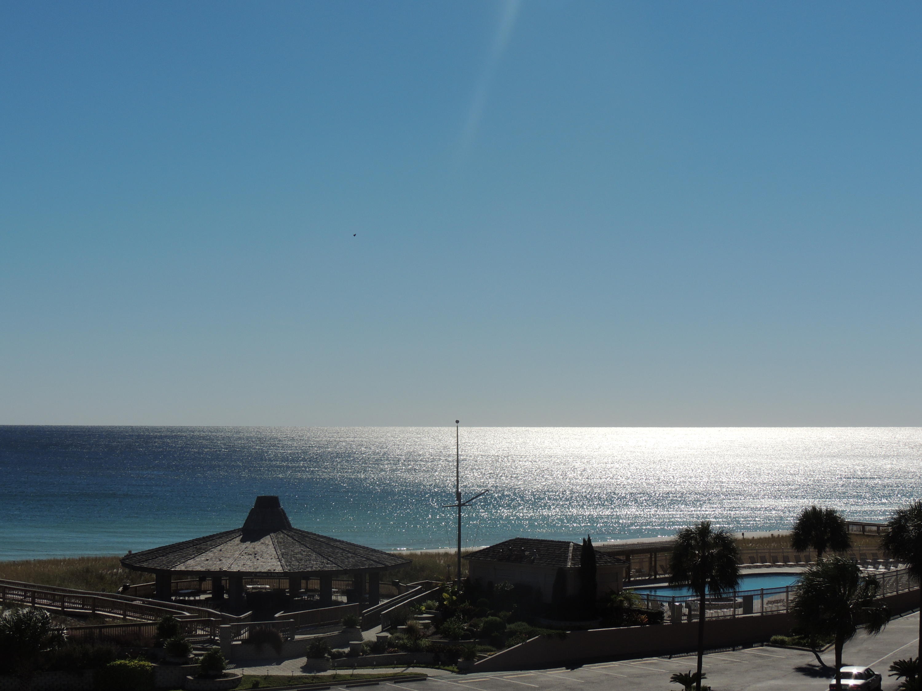 ISLANDER CONDO - Residential