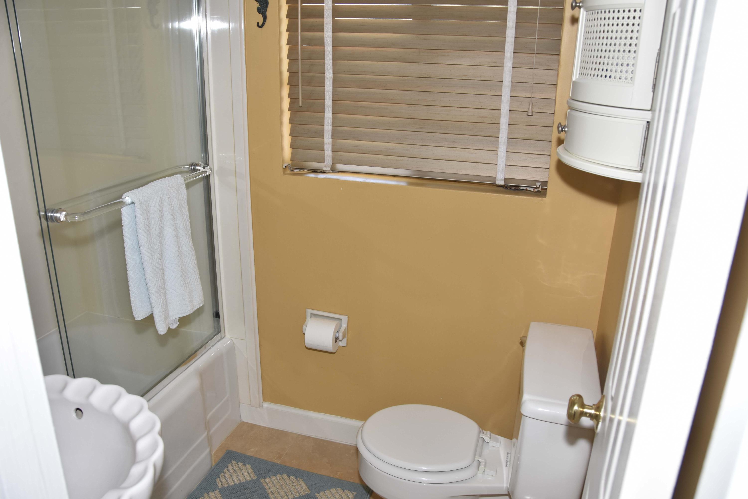 ELLIOTTS POINT - Residential