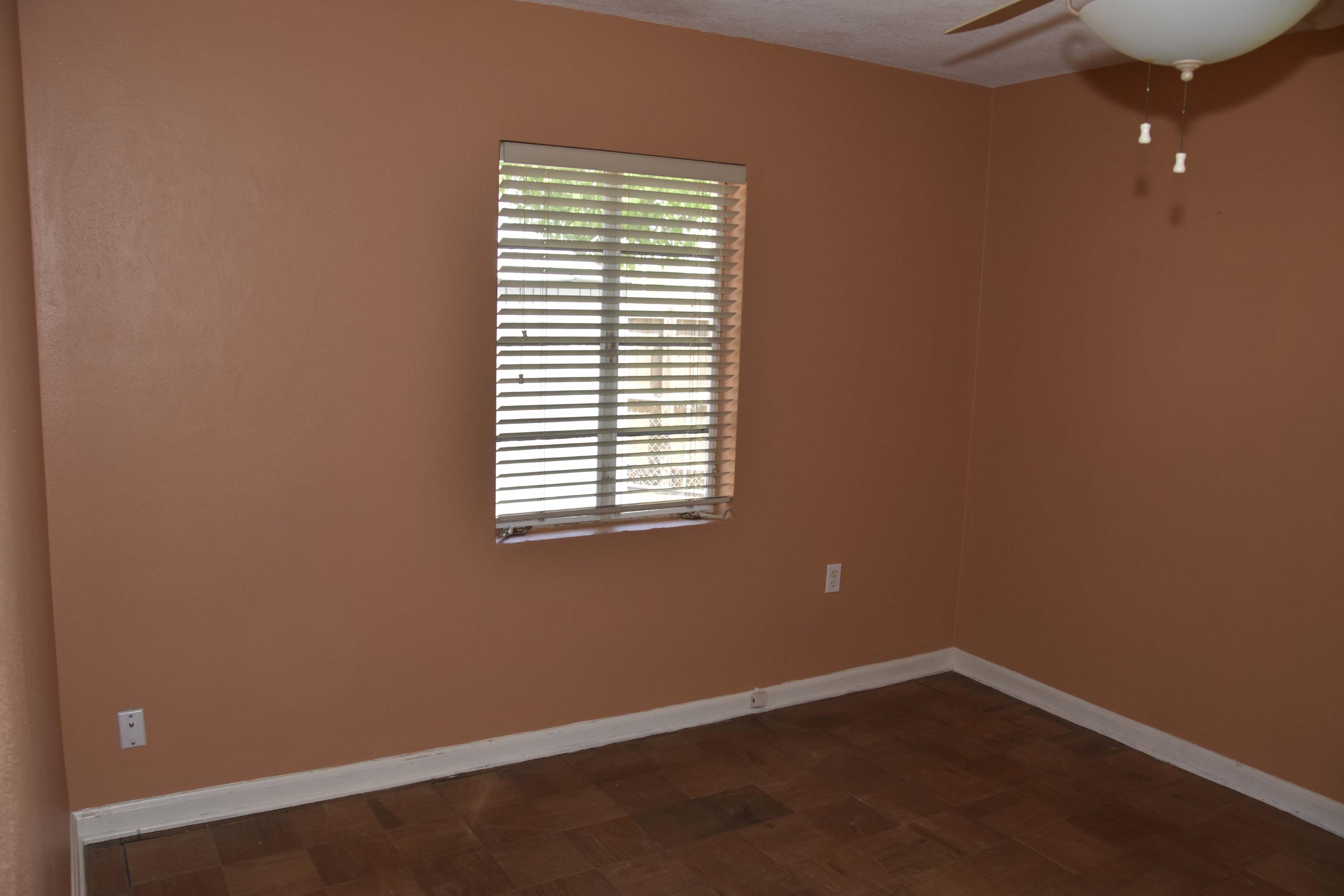 ELLIOTTS POINT - Residential