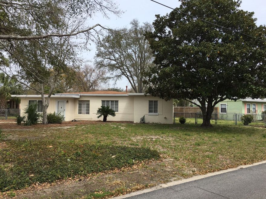 This house is in a quaint section of Ft Walton Beach. The kitchen has been recently renovated with all new top of the line appliances, marble counter tops and custom cabinets with fantastic storage.Seller indicates that the tile is Travertine.UPDATE-4/26/16 Seller says HVAC & Roof are app 6 Years old. The window unit in the Den/Office is both cool & Heat.