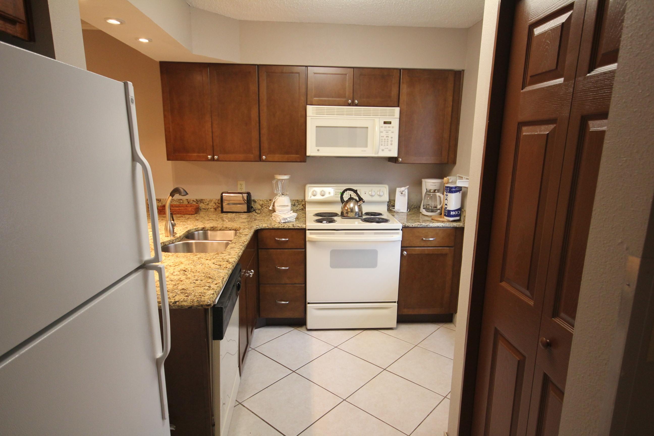 ISLANDER CONDO PH I, - Residential