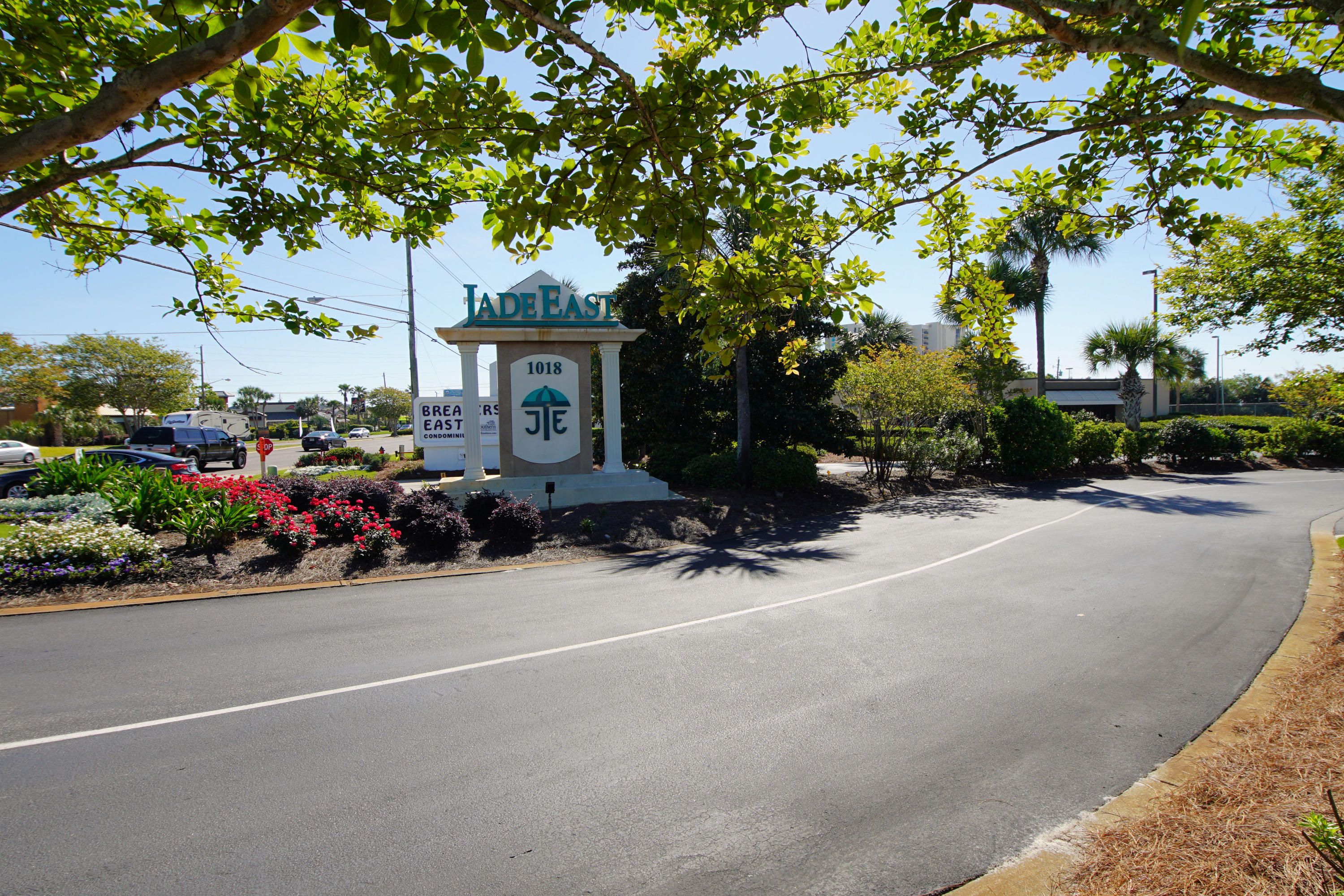 JADE EAST TOWERS CONDO - Residential