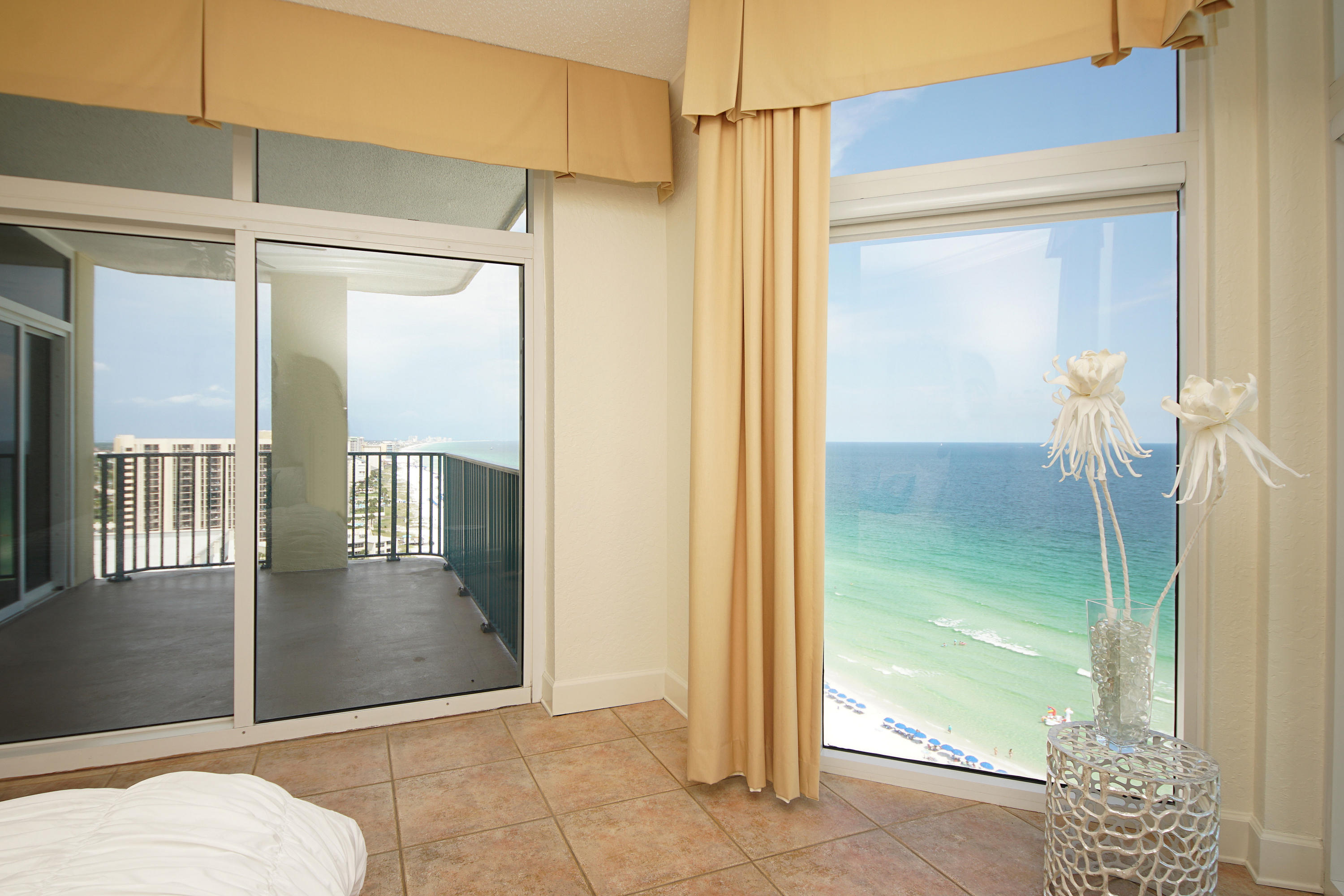 JADE EAST TOWERS CONDO - Residential