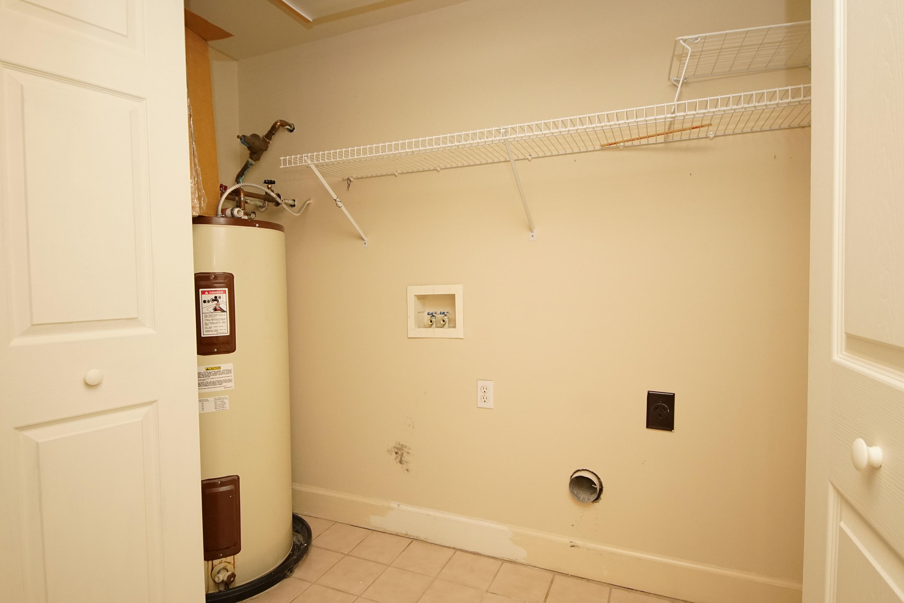 JADE EAST TOWERS CONDO - Residential