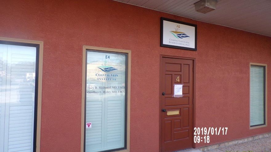 This consists of two units previously used as a Doctor's office, remodeled and move in ready with 5 exam rooms 1 procedure room and private offices. furnishings stay. It is located at Executive Plaza and it is an end unit with lots of space with total square footage of 1560'. Large reception area, administrative office with customer counter.