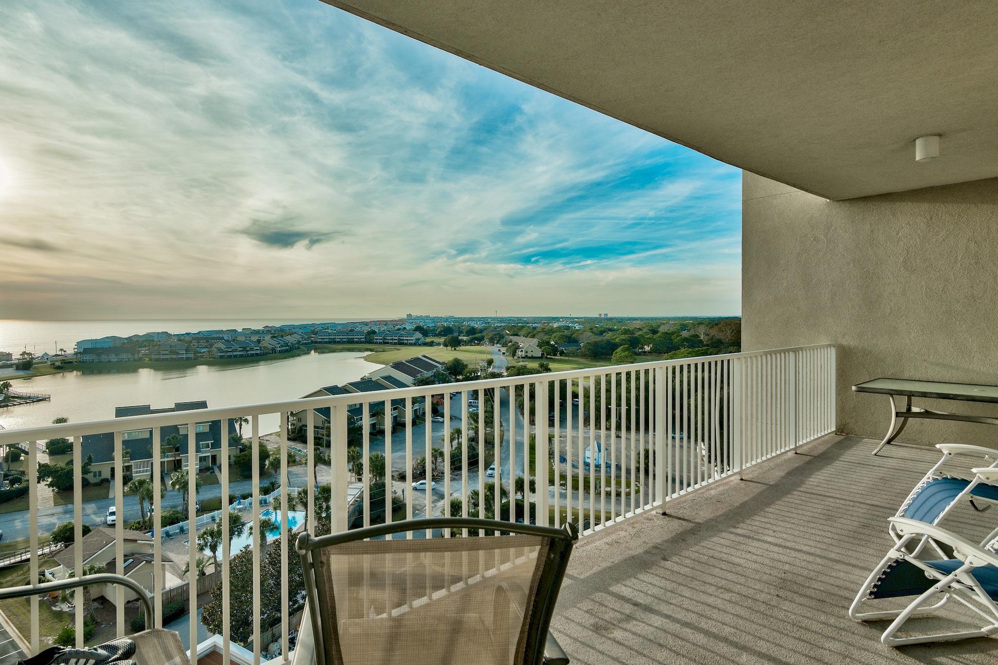 ARIEL DUNES II - Residential