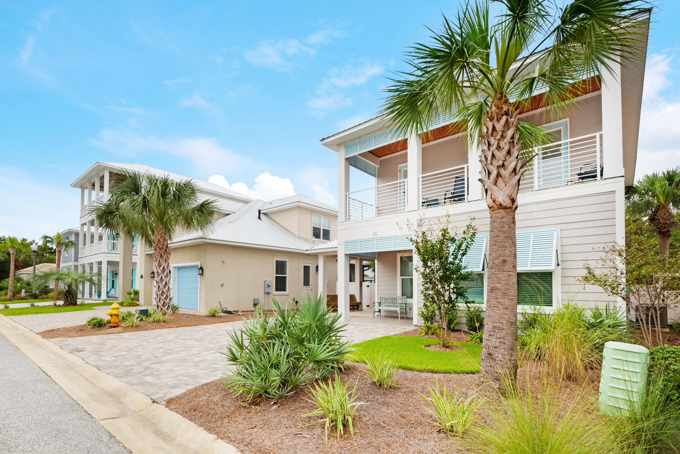EMERALD WATERS VILLAGE - Residential